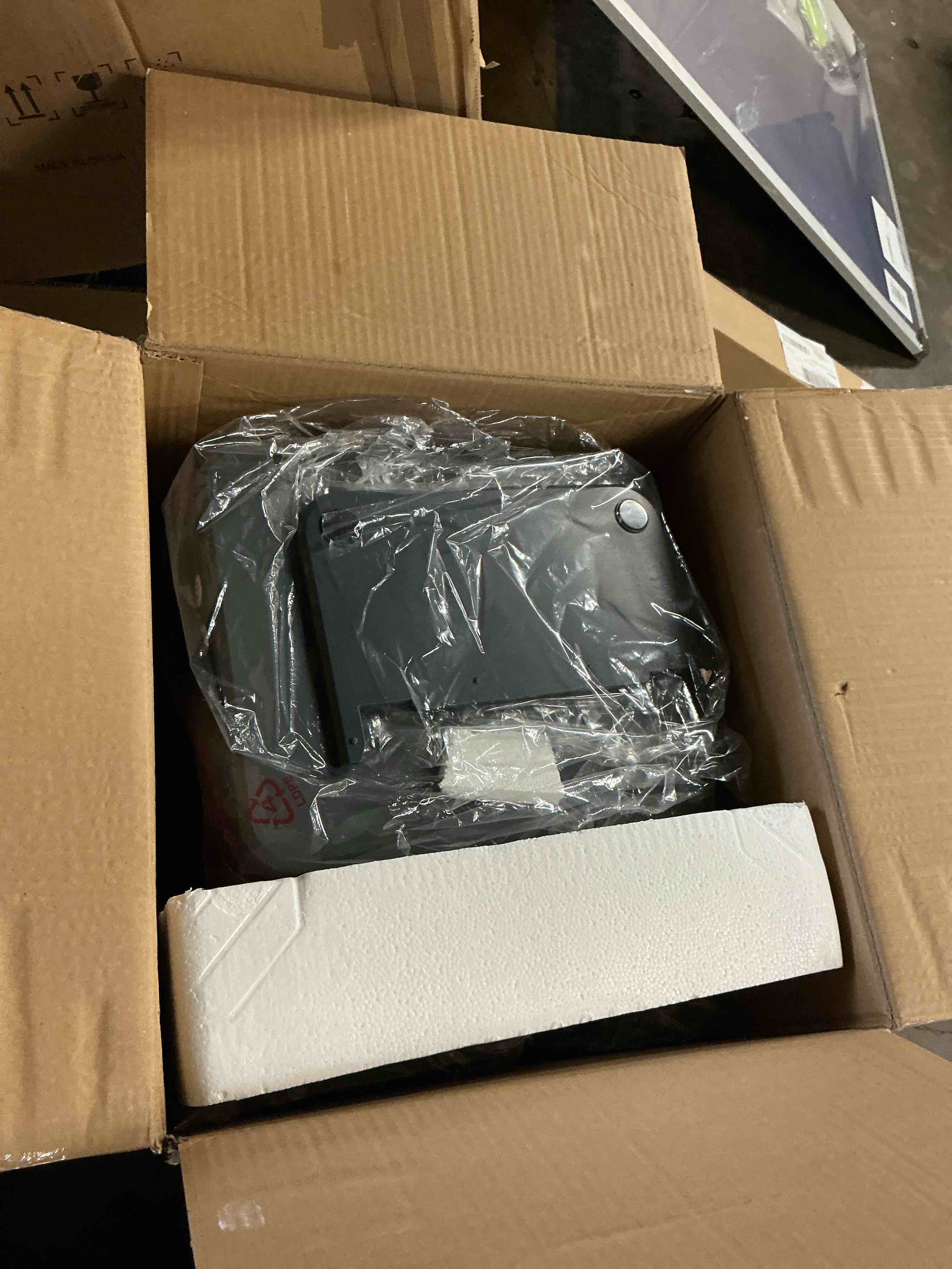 https://s3.amazonaws.com/lotting-images-prod/EmanualPiazza/PNK3860300_1777564277663.jpeg