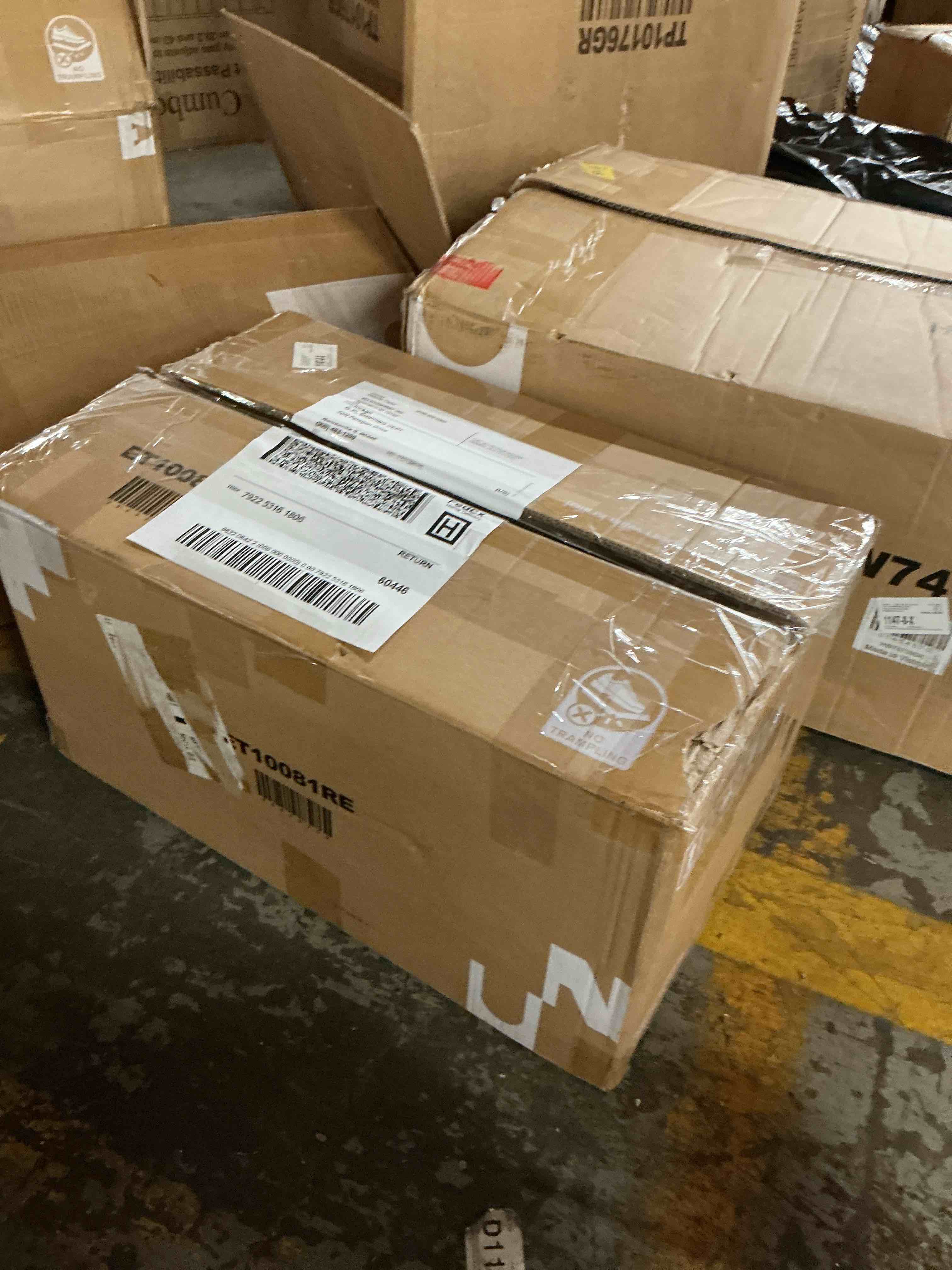 https://s3.amazonaws.com/lotting-images-prod/EmanualPiazza/PNK3860440_1777926268679.jpeg