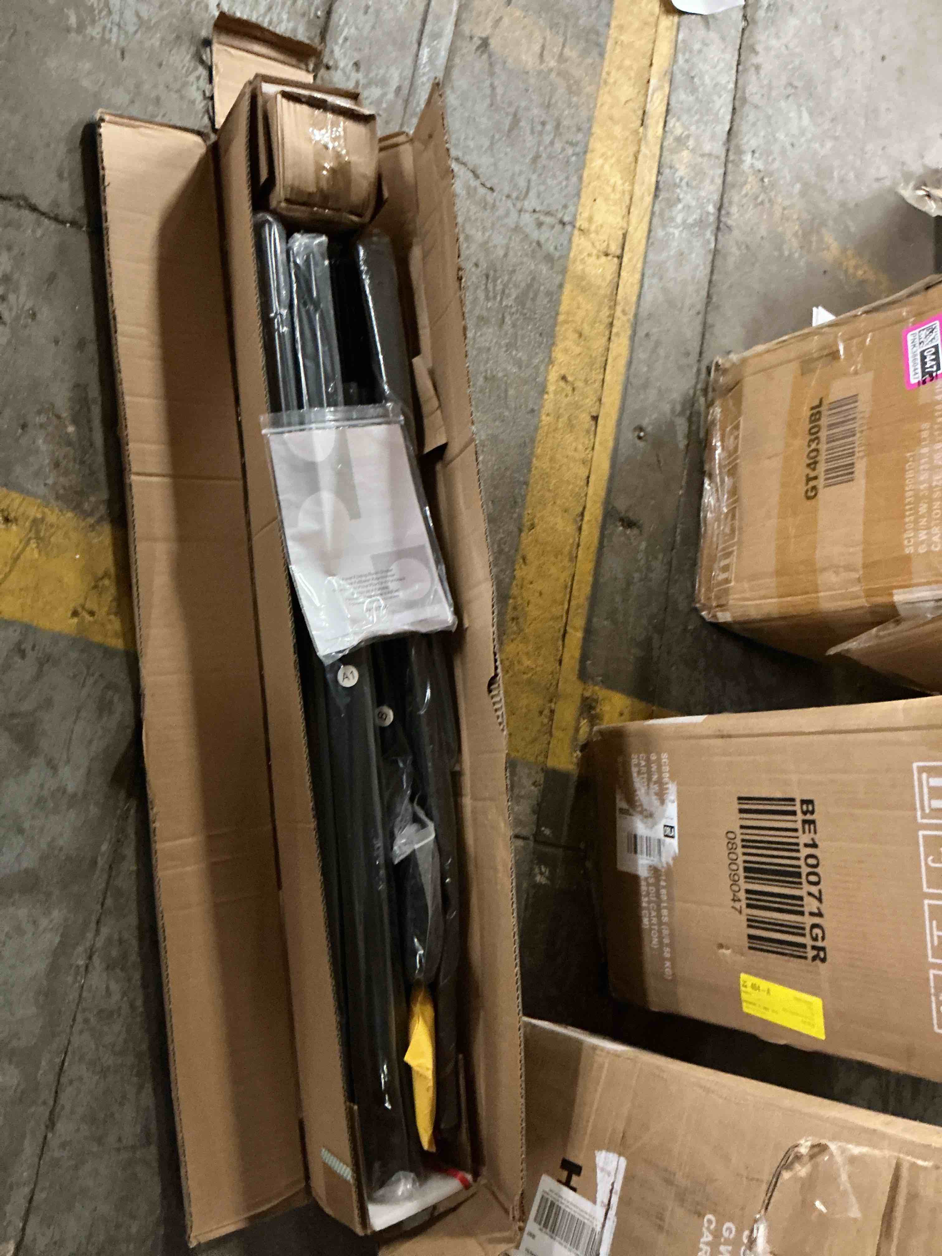 https://s3.amazonaws.com/lotting-images-prod/EmanualPiazza/PNK3860445_1777924989524.jpeg