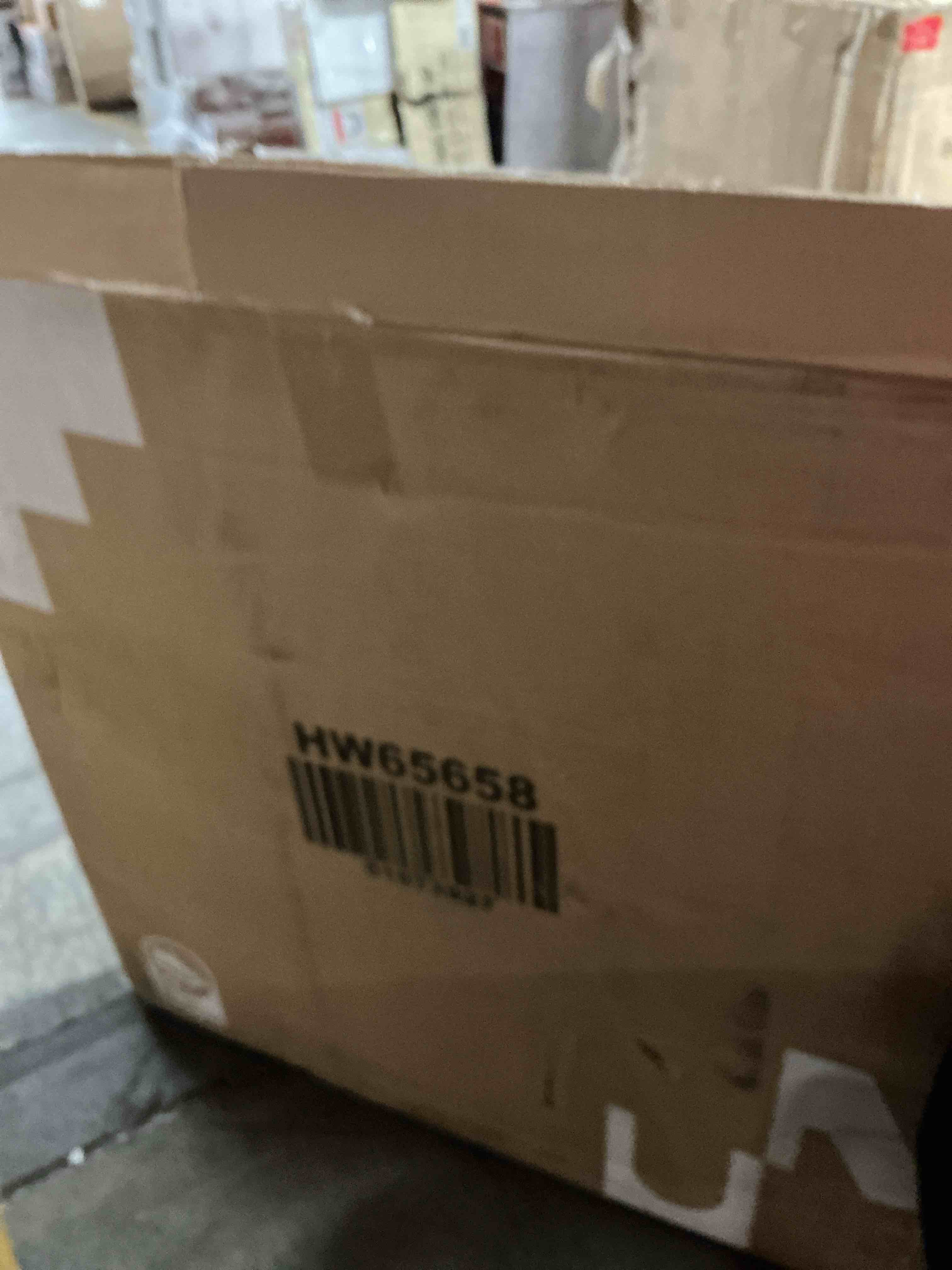 https://s3.amazonaws.com/lotting-images-prod/EmanualPiazza/PNK3860450_1777923391061.jpeg