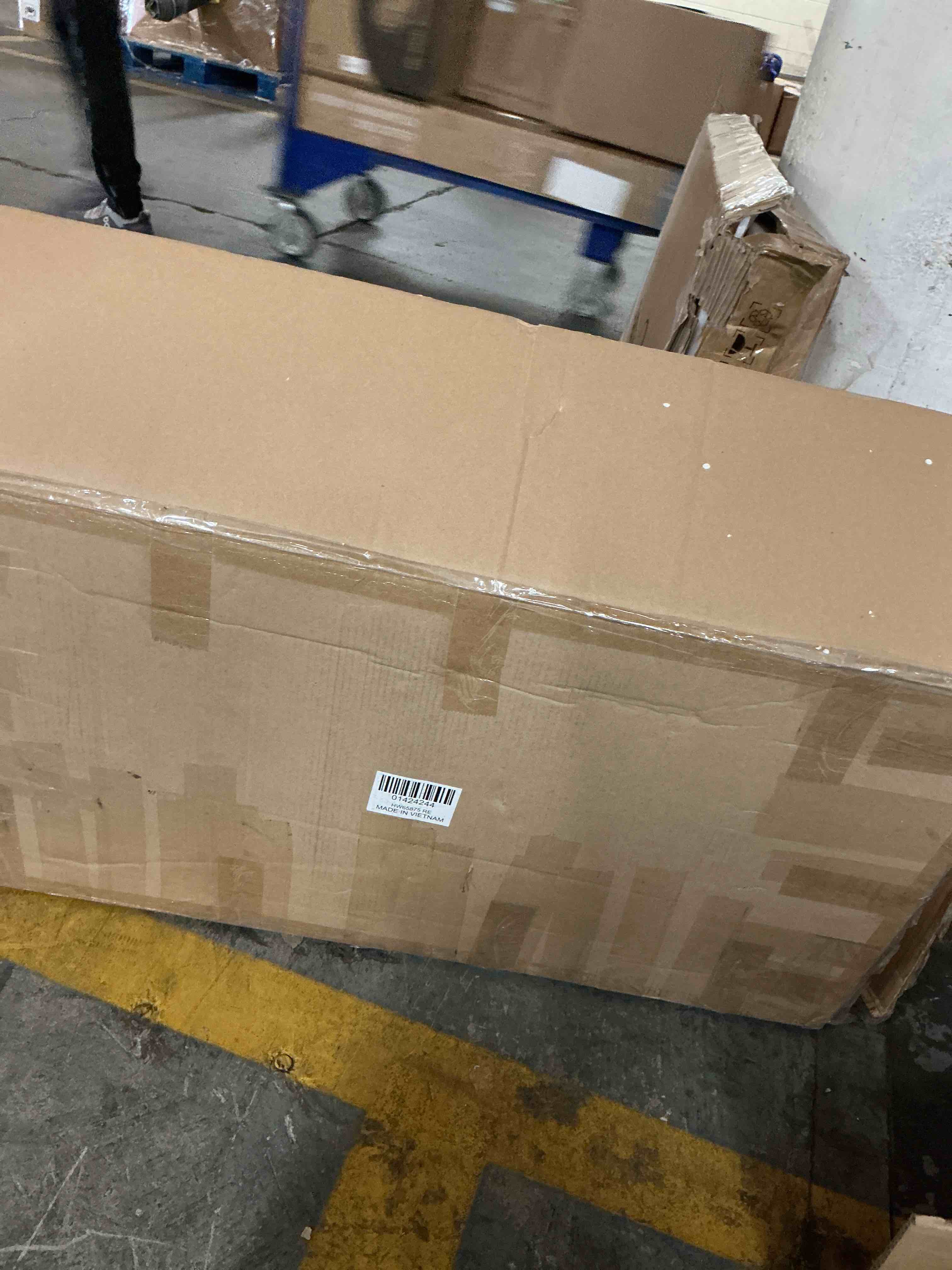 https://s3.amazonaws.com/lotting-images-prod/EmanualPiazza/PNK3860456_1777921072422.jpeg
