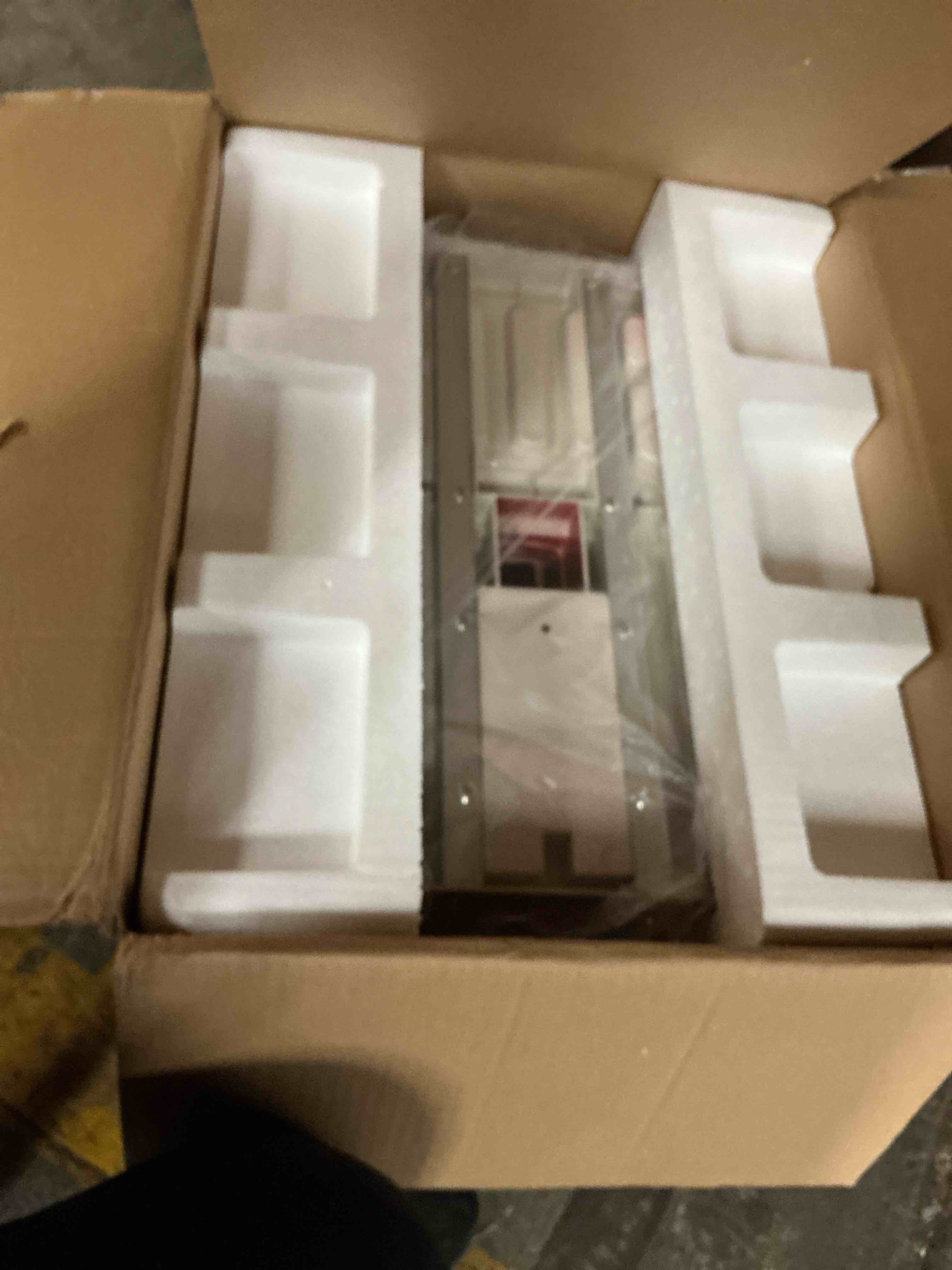 https://s3.amazonaws.com/lotting-images-prod/EmanualPiazza/PNK3860459_1777908790272.jpeg