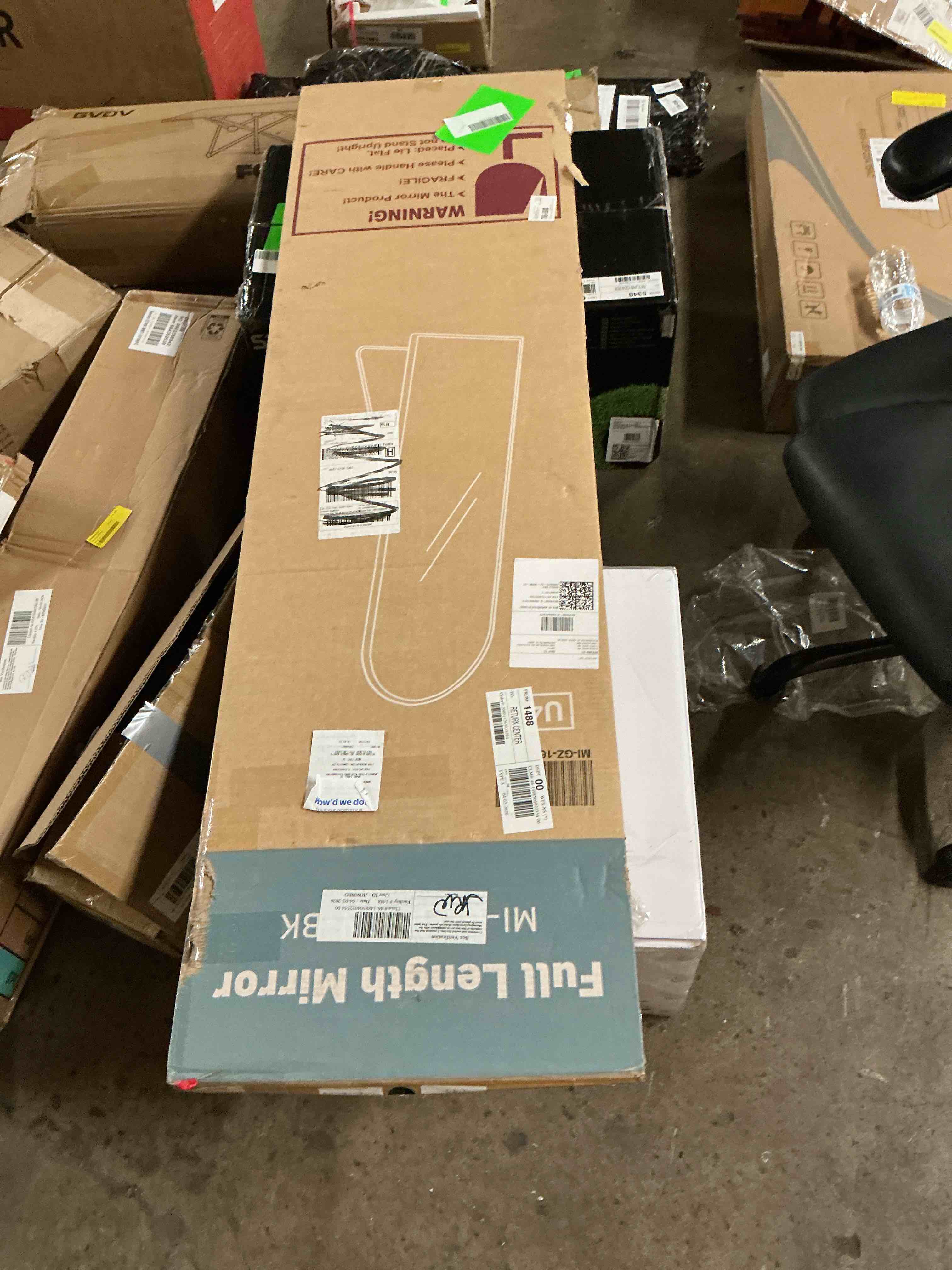 https://s3.amazonaws.com/lotting-images-prod/EmanualPiazza/PNK3860488_1777904381135.jpeg
