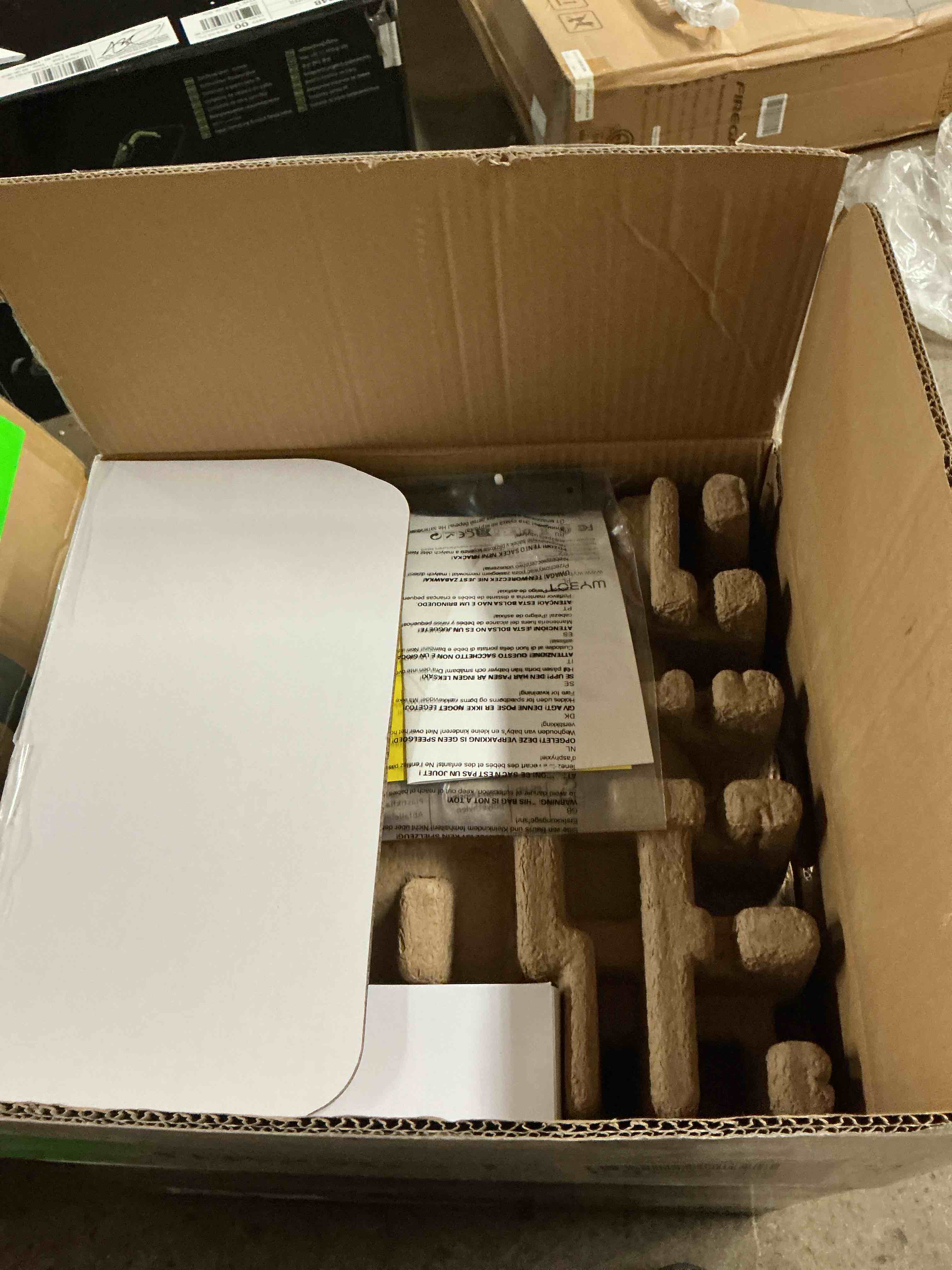 https://s3.amazonaws.com/lotting-images-prod/EmanualPiazza/PNK3860489_1777904567289.jpeg