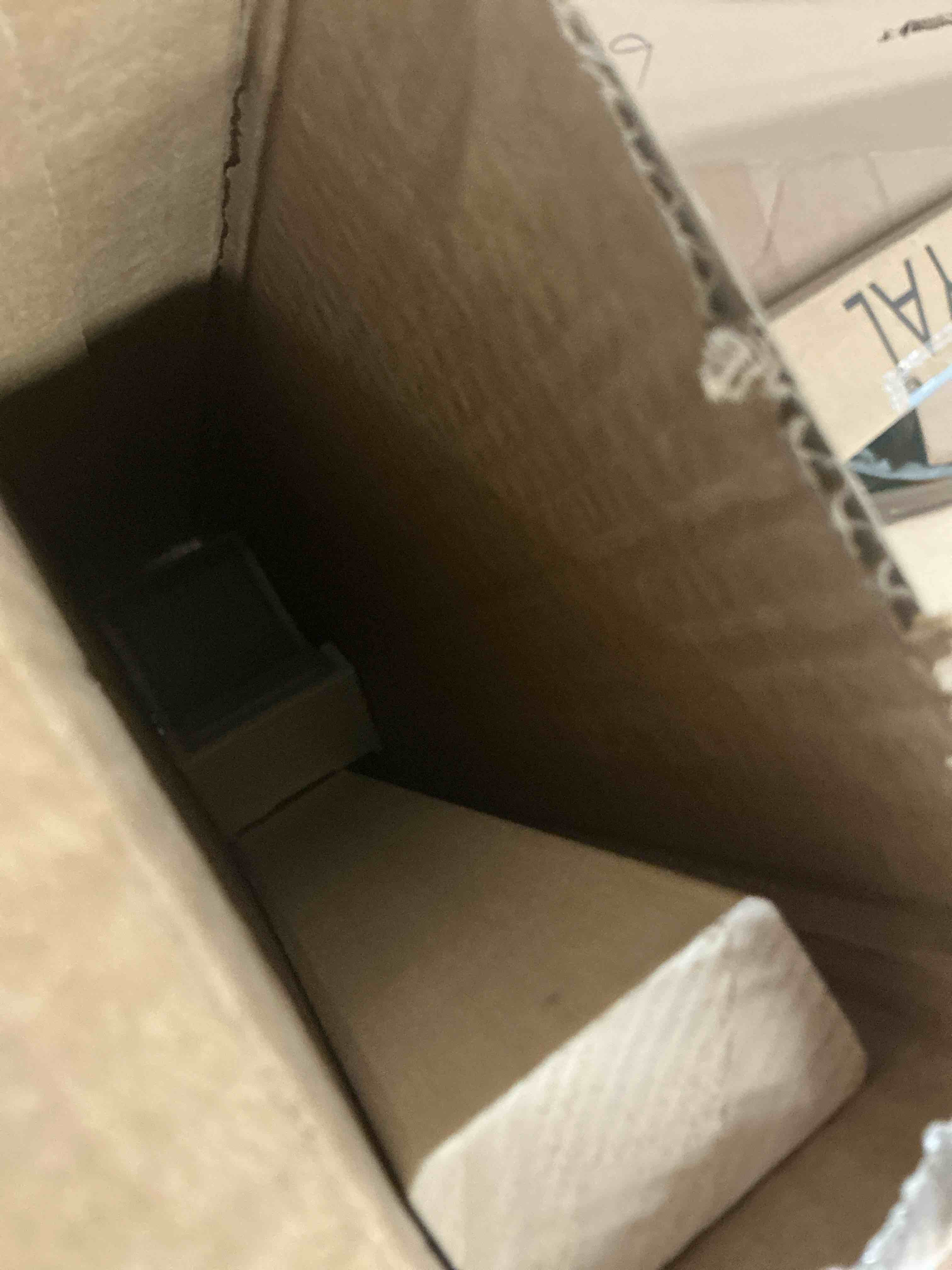 https://s3.amazonaws.com/lotting-images-prod/EmanualPiazza/PNK3860693_1778526768193.jpeg