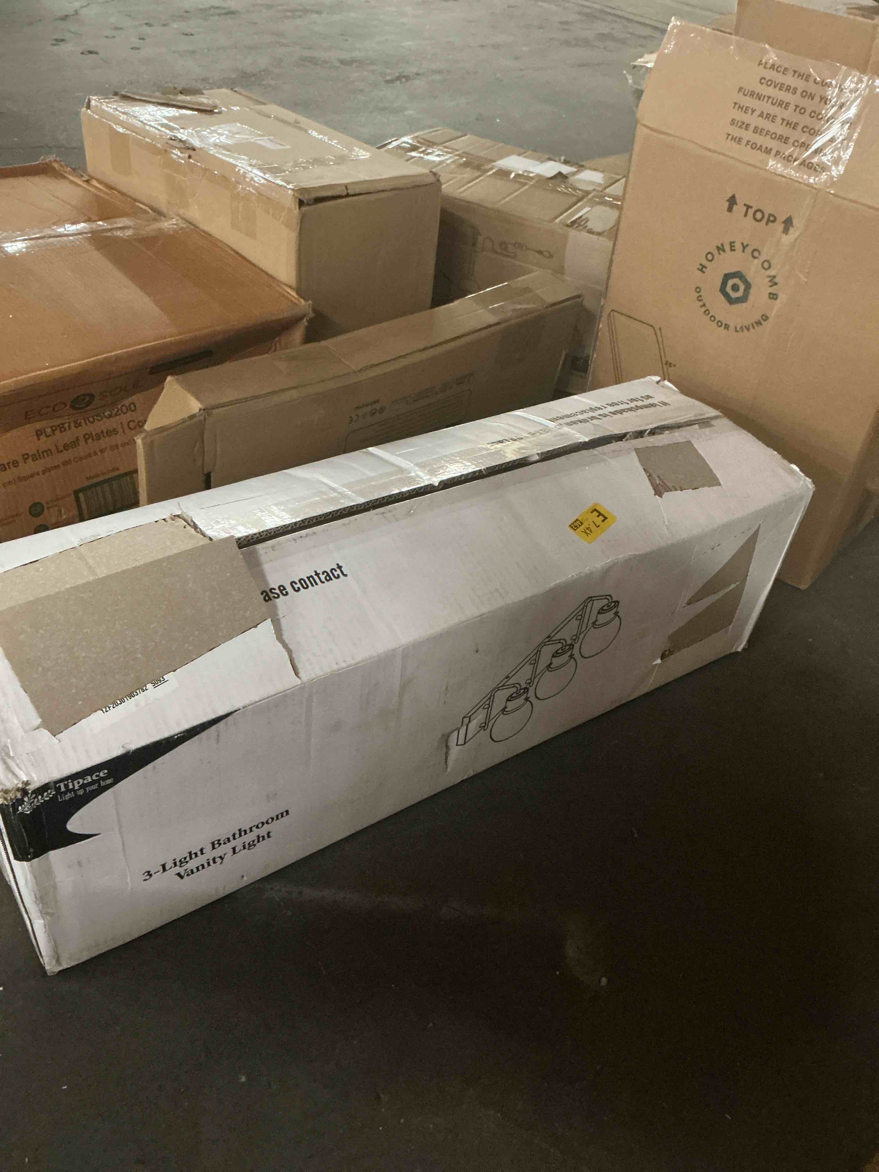 https://s3.amazonaws.com/lotting-images-prod/EmanualPiazza/PNK3860714_1778519427414.jpeg