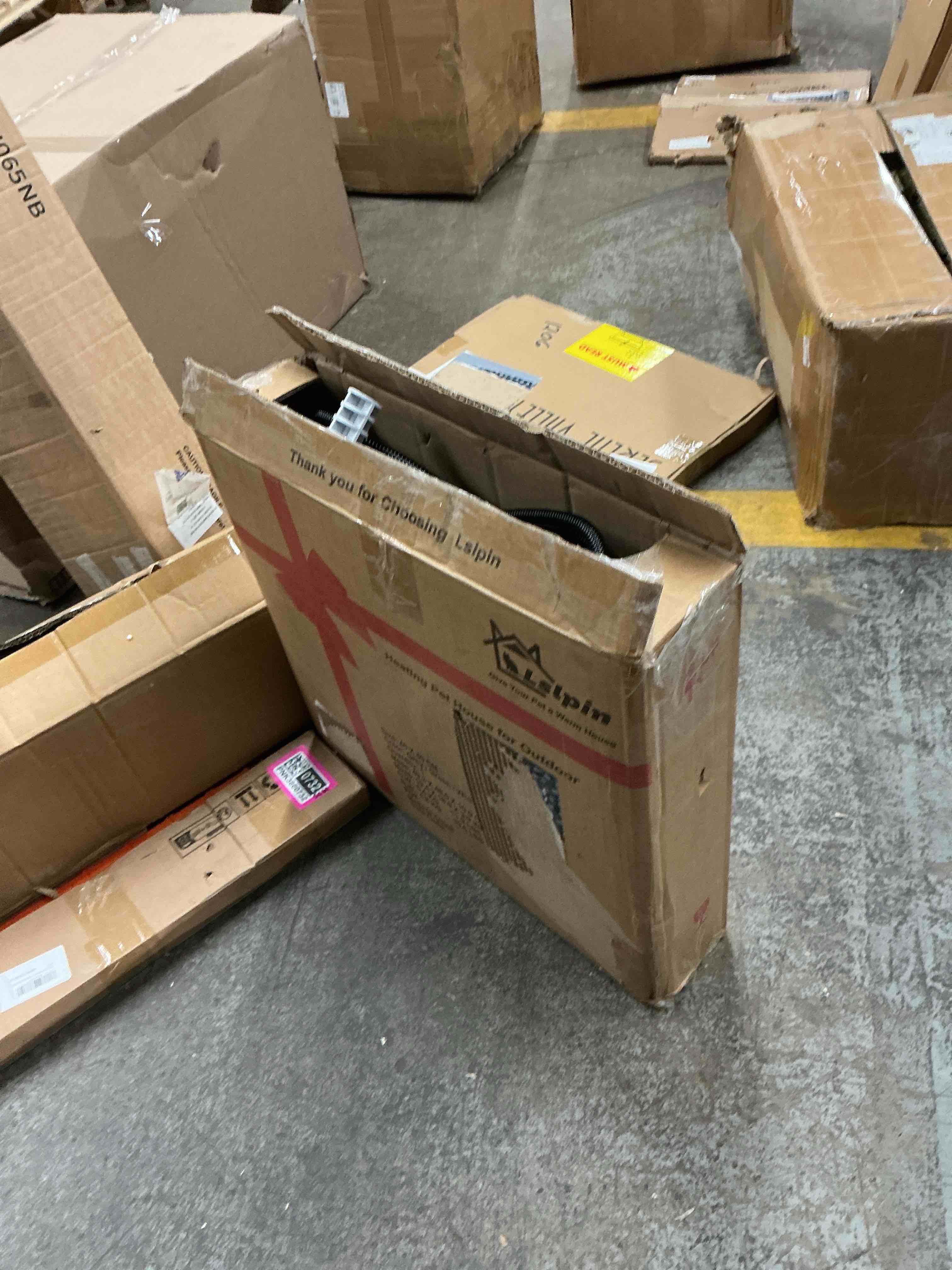https://s3.amazonaws.com/lotting-images-prod/EmanualPiazza/PNK3860730_1778527365511.jpeg