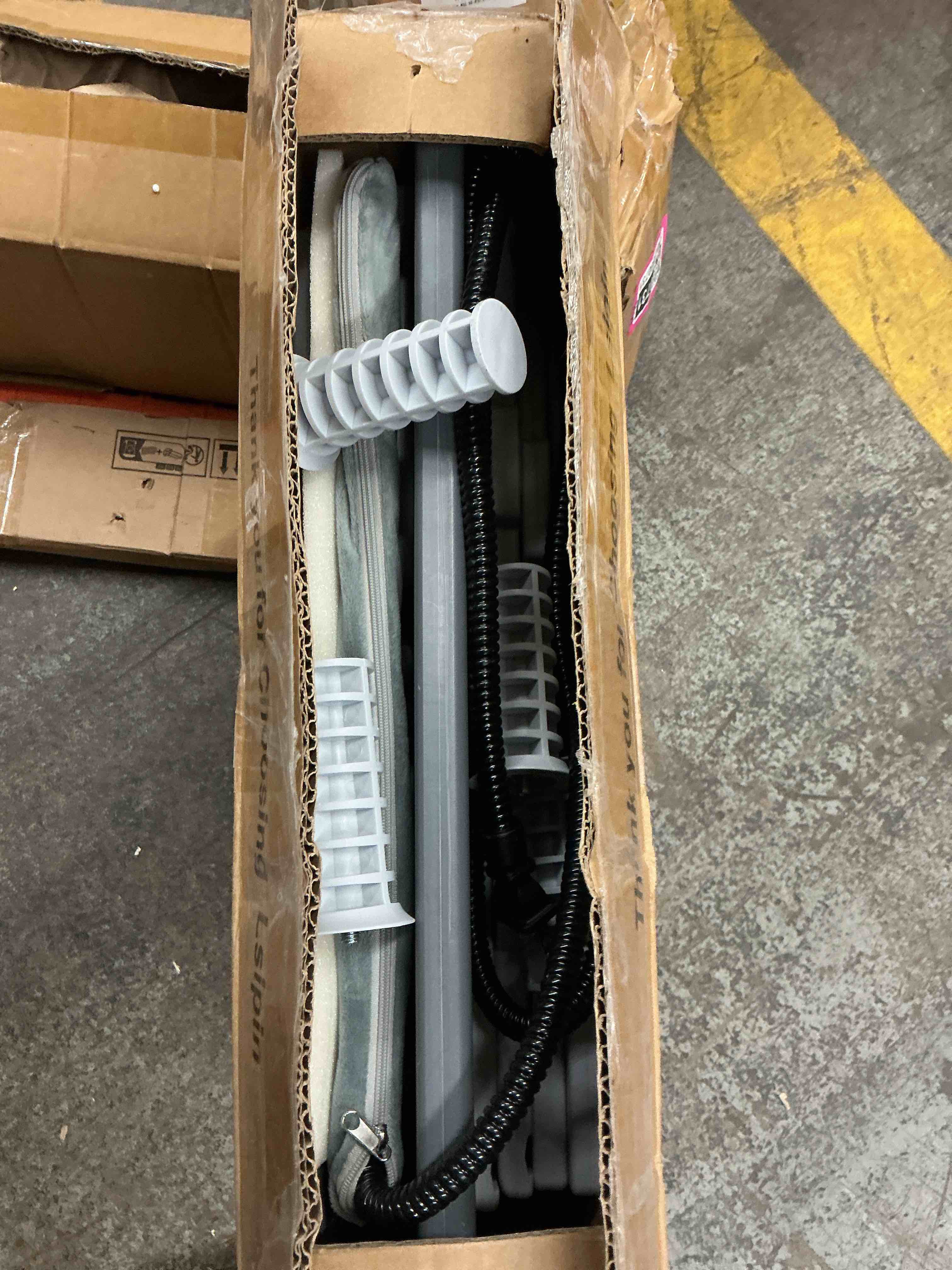 https://s3.amazonaws.com/lotting-images-prod/EmanualPiazza/PNK3860730_1778527367977.jpeg