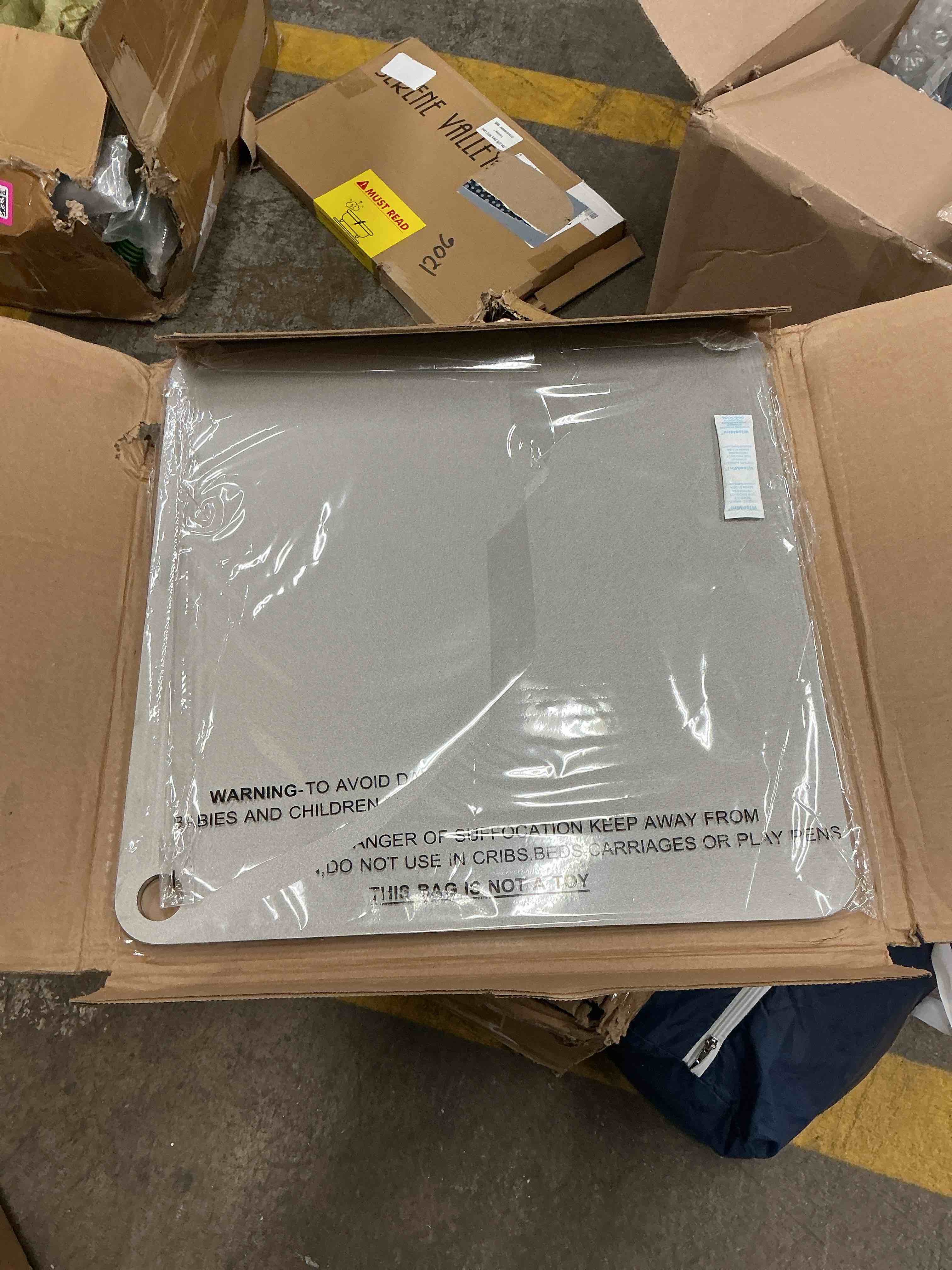 https://s3.amazonaws.com/lotting-images-prod/EmanualPiazza/PNK3860743_1778531761578.jpeg