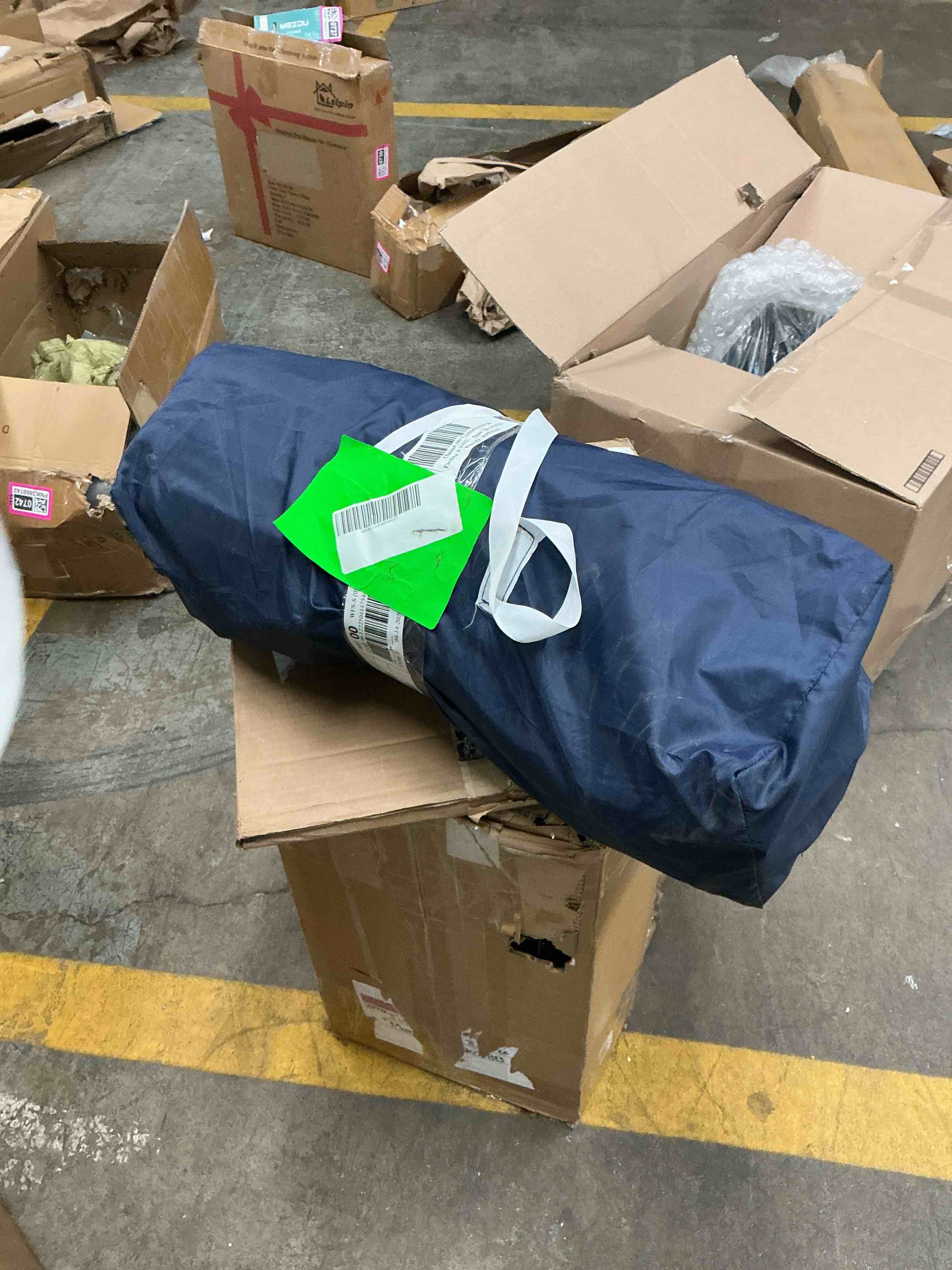 https://s3.amazonaws.com/lotting-images-prod/EmanualPiazza/PNK3860744_1778531965264.jpeg