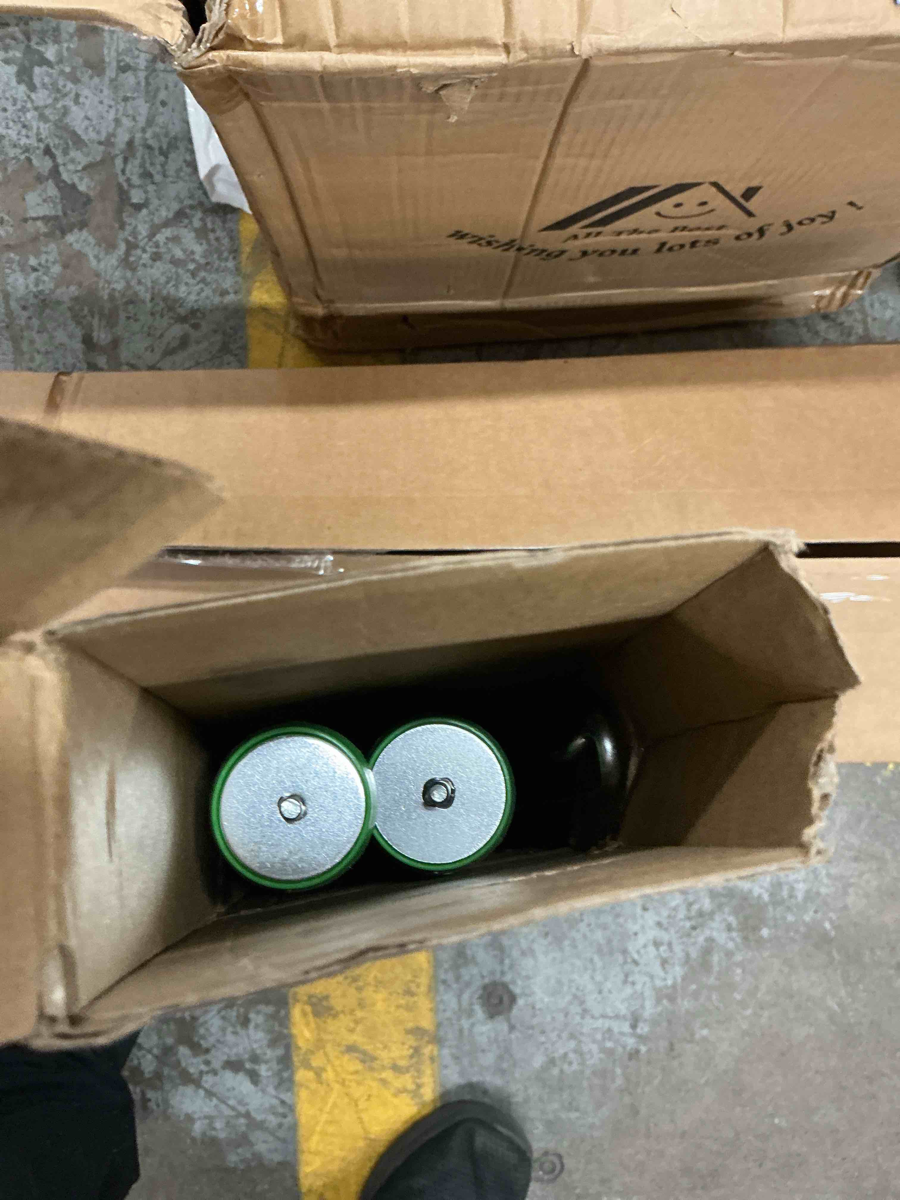 https://s3.amazonaws.com/lotting-images-prod/EmanualPiazza/PNK3860751_1778533228259.jpeg