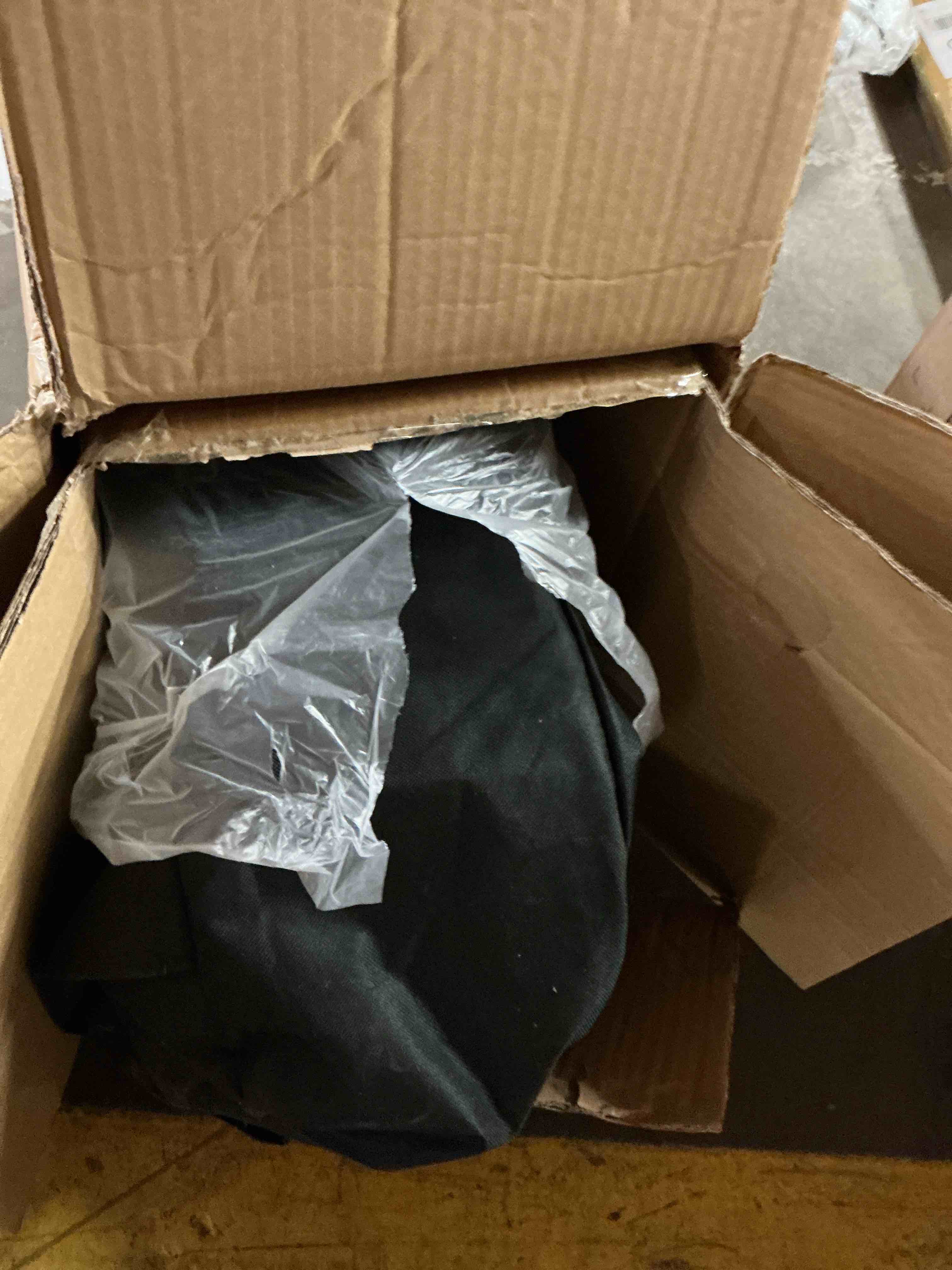 https://s3.amazonaws.com/lotting-images-prod/EmanualPiazza/PNK3860998_1778704446865.jpeg