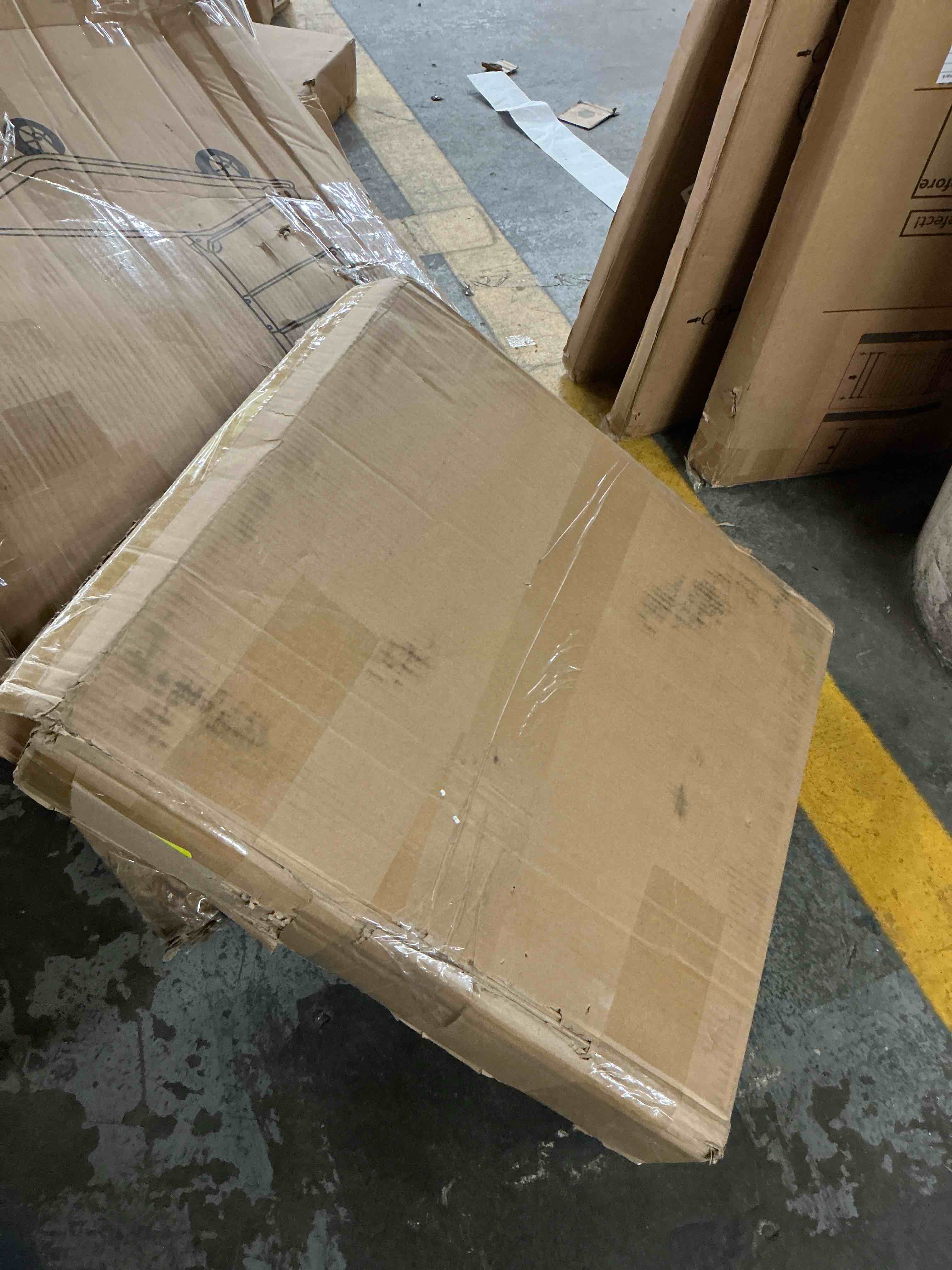 https://s3.amazonaws.com/lotting-images-prod/EmanualPiazza/PNK3861004_1778702648590.jpeg