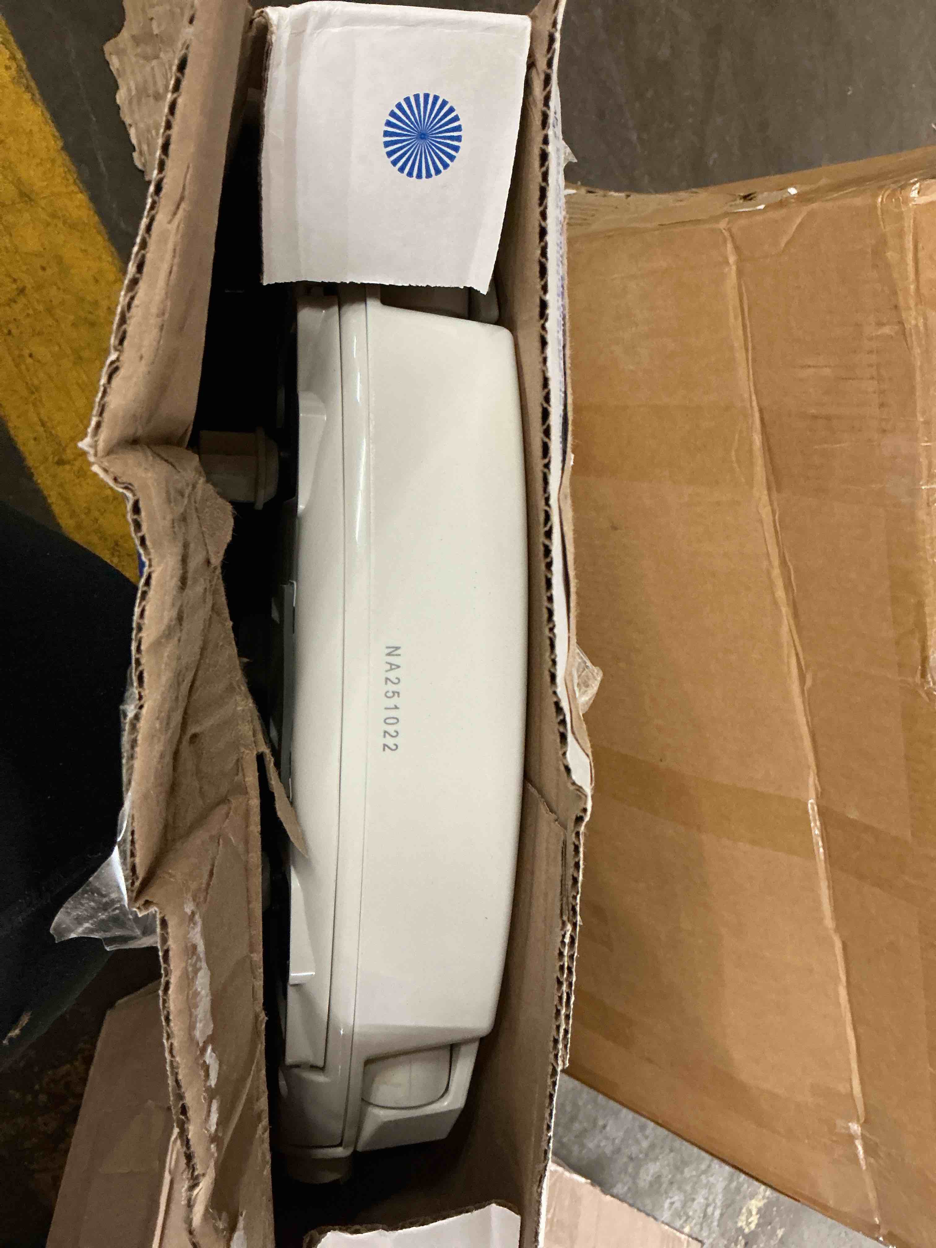 https://s3.amazonaws.com/lotting-images-prod/EmanualPiazza/PNK3861005_1778702584693.jpeg