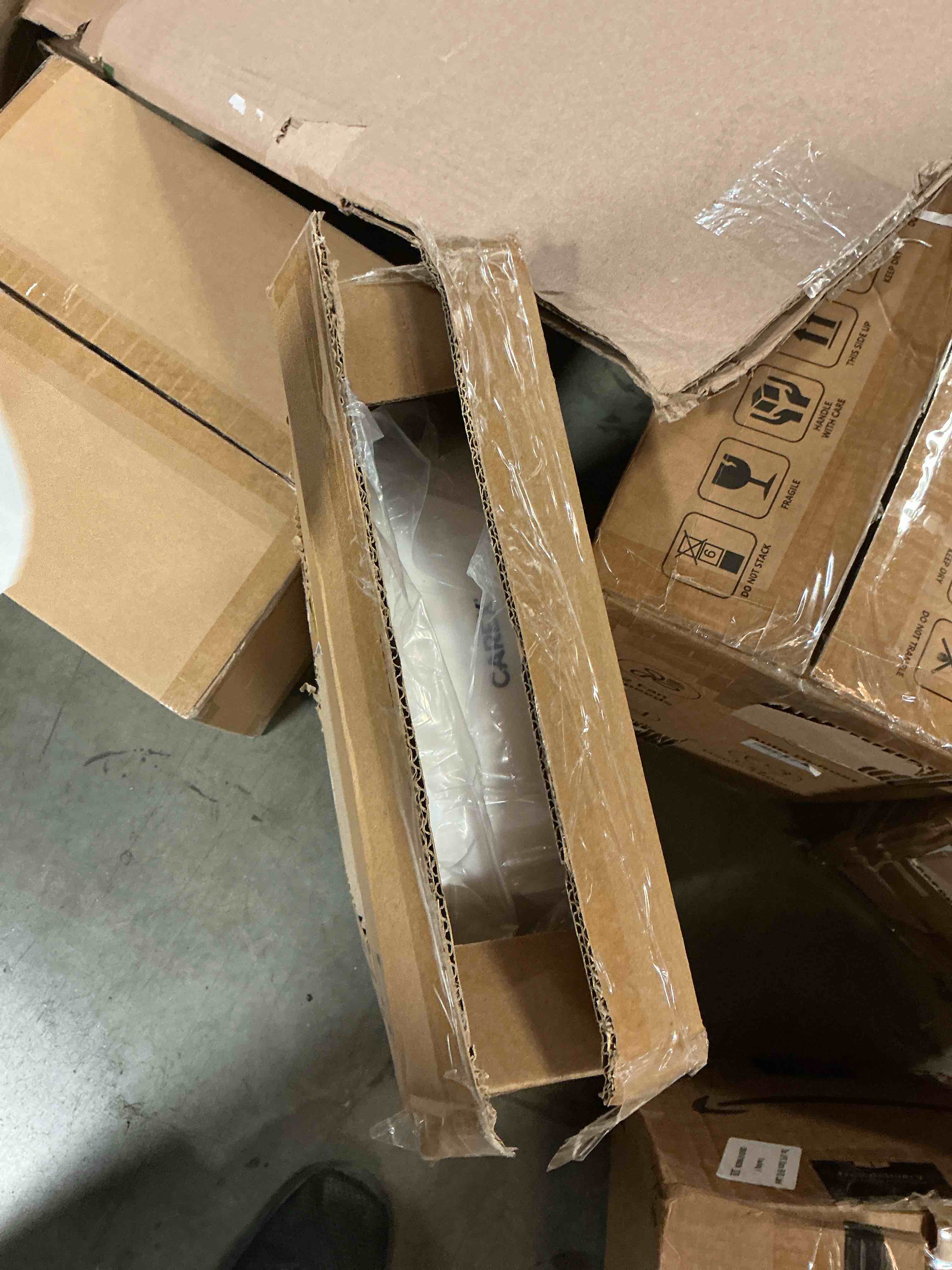 https://s3.amazonaws.com/lotting-images-prod/EmanualPiazza/PNK3861017_1778768652848.jpeg