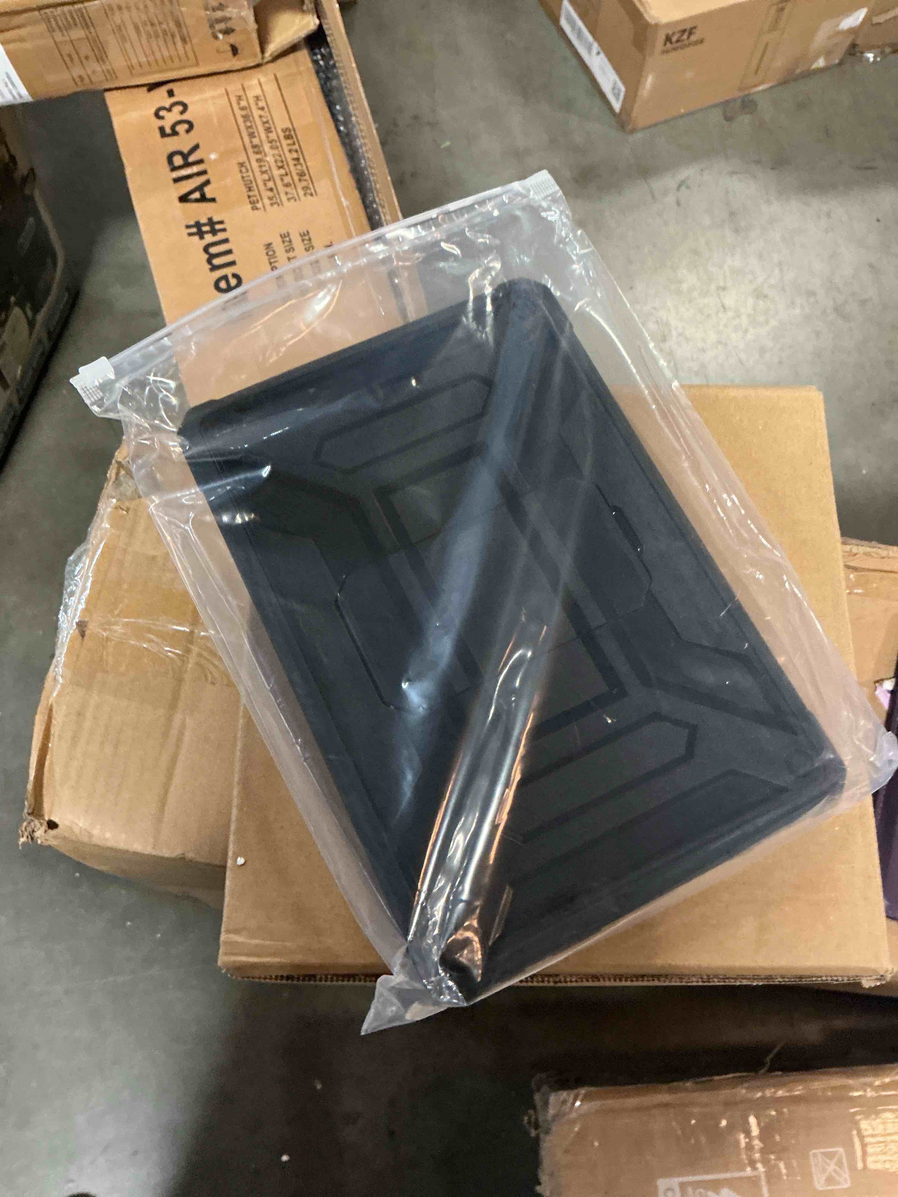 https://s3.amazonaws.com/lotting-images-prod/EmanualPiazza/PNK3861023_1778769667587.jpeg
