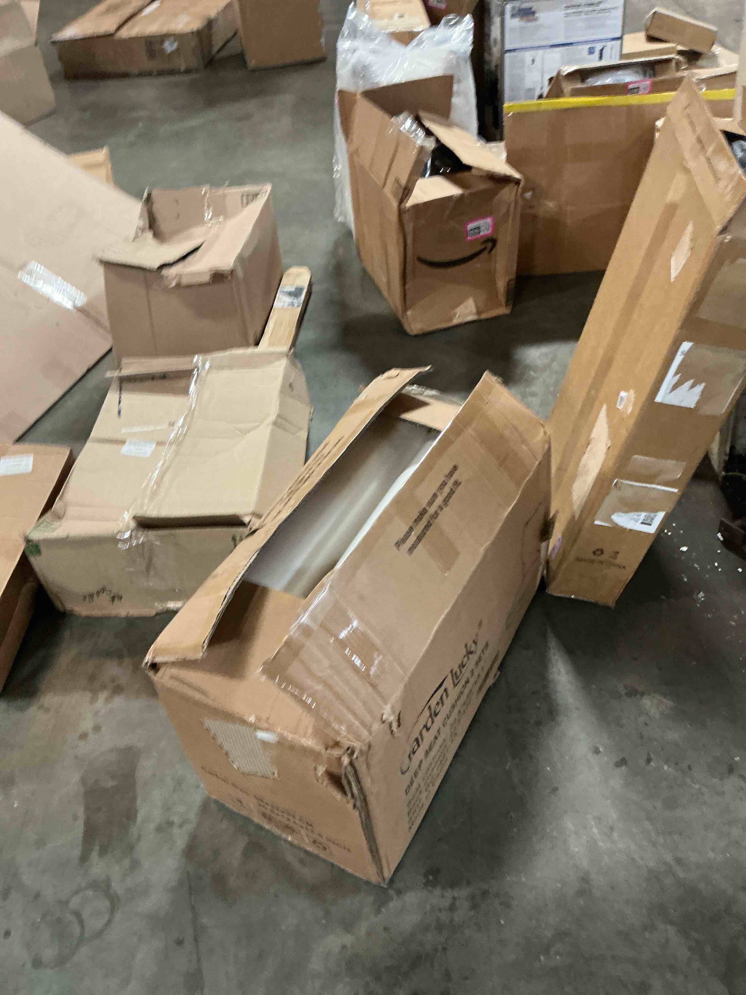 https://s3.amazonaws.com/lotting-images-prod/EmanualPiazza/PNK3861033_1778771670350.jpeg