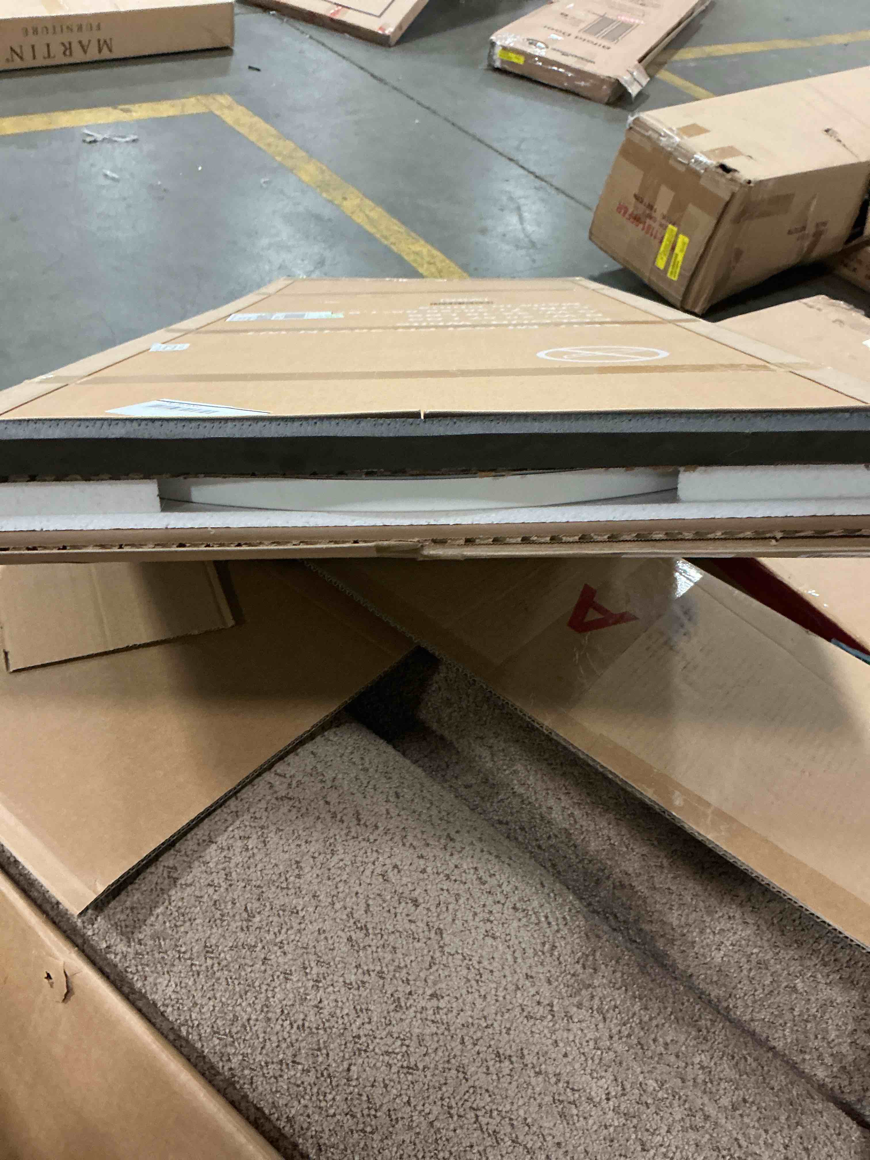 https://s3.amazonaws.com/lotting-images-prod/EmanualPiazza/PNK3861480_1779801698951.jpeg
