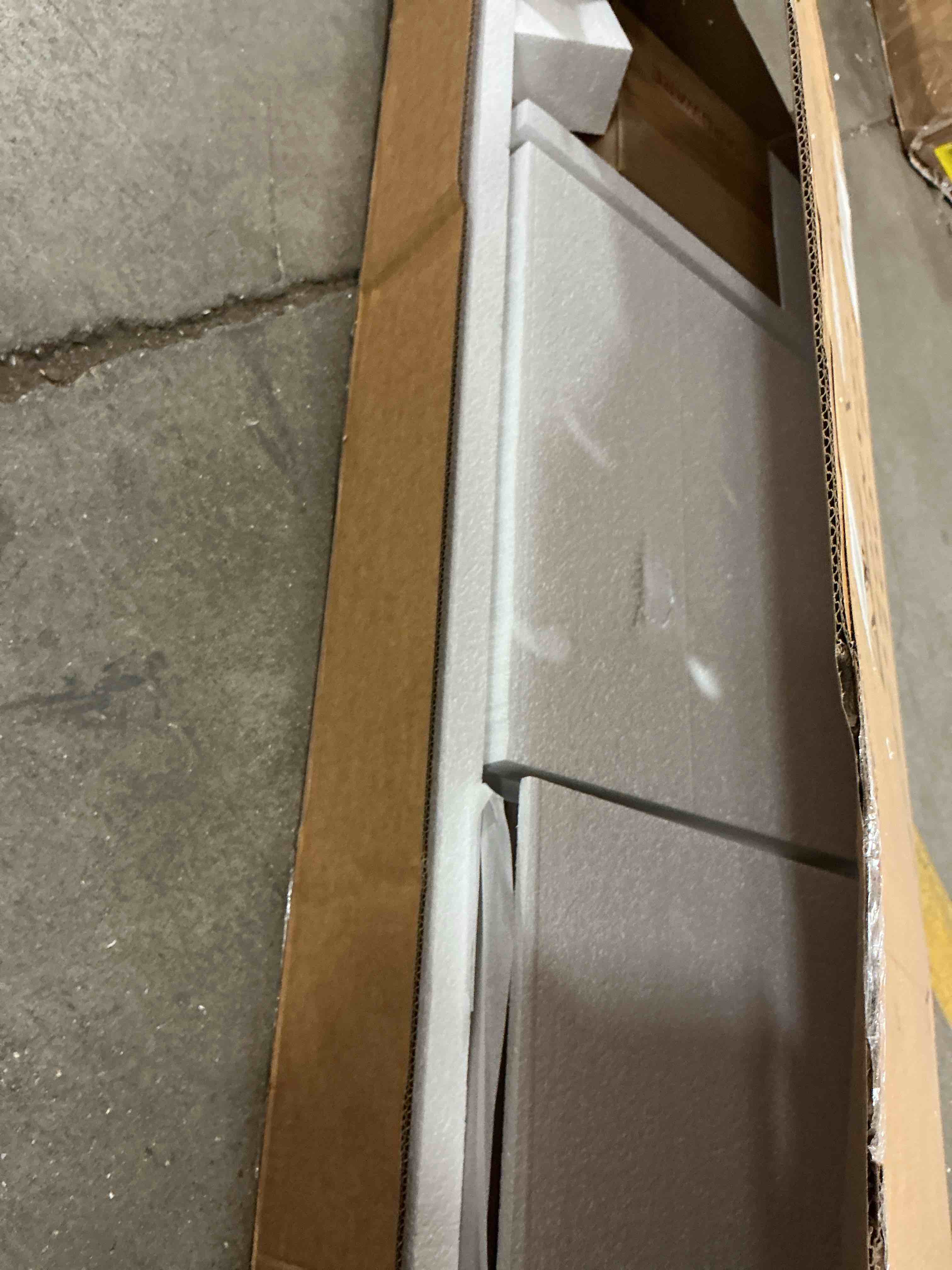 https://s3.amazonaws.com/lotting-images-prod/EmanualPiazza/PNK3861492_1779806935105.jpeg