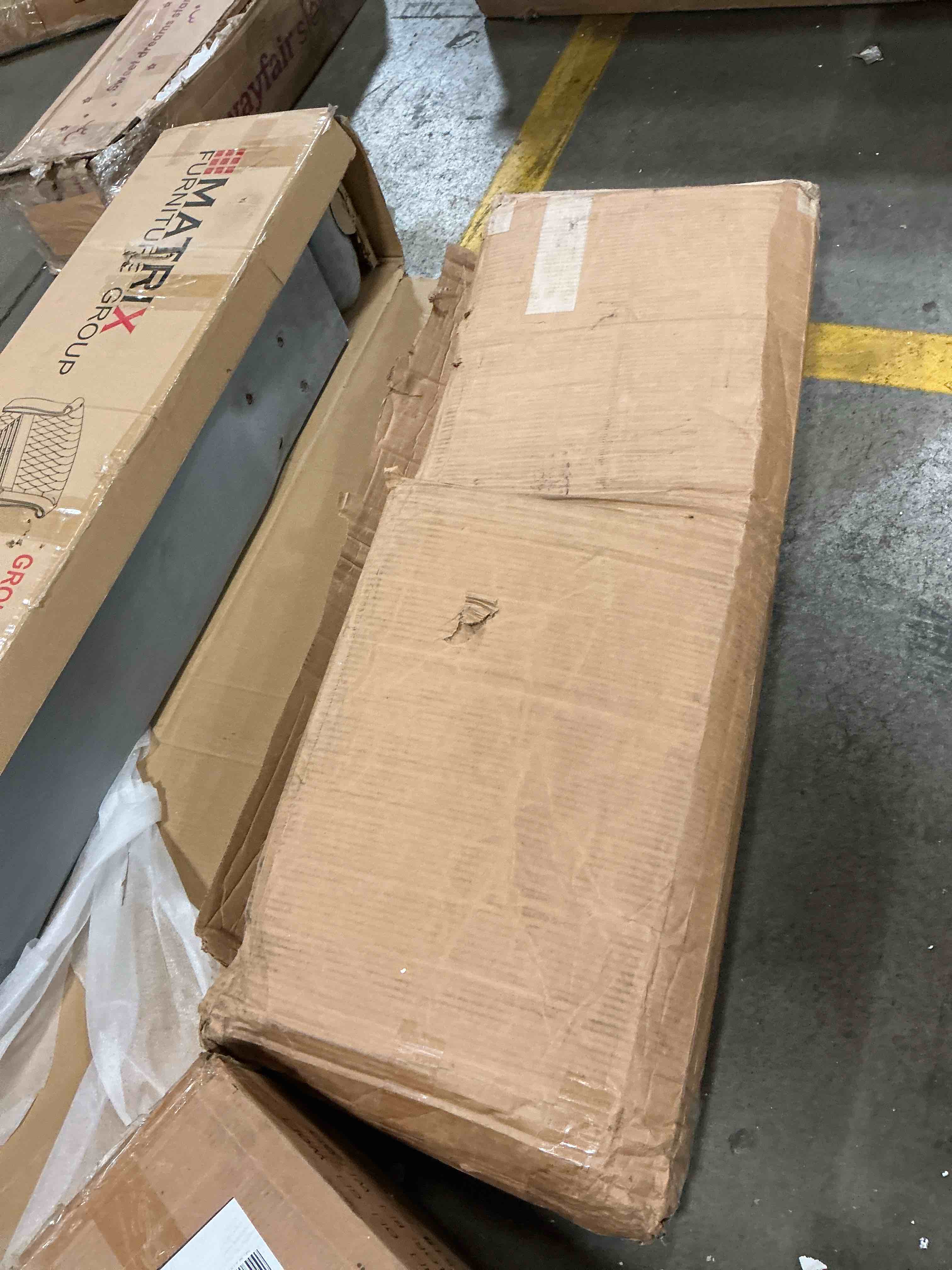 https://s3.amazonaws.com/lotting-images-prod/EmanualPiazza/PNK3861495_1779807637068.jpeg