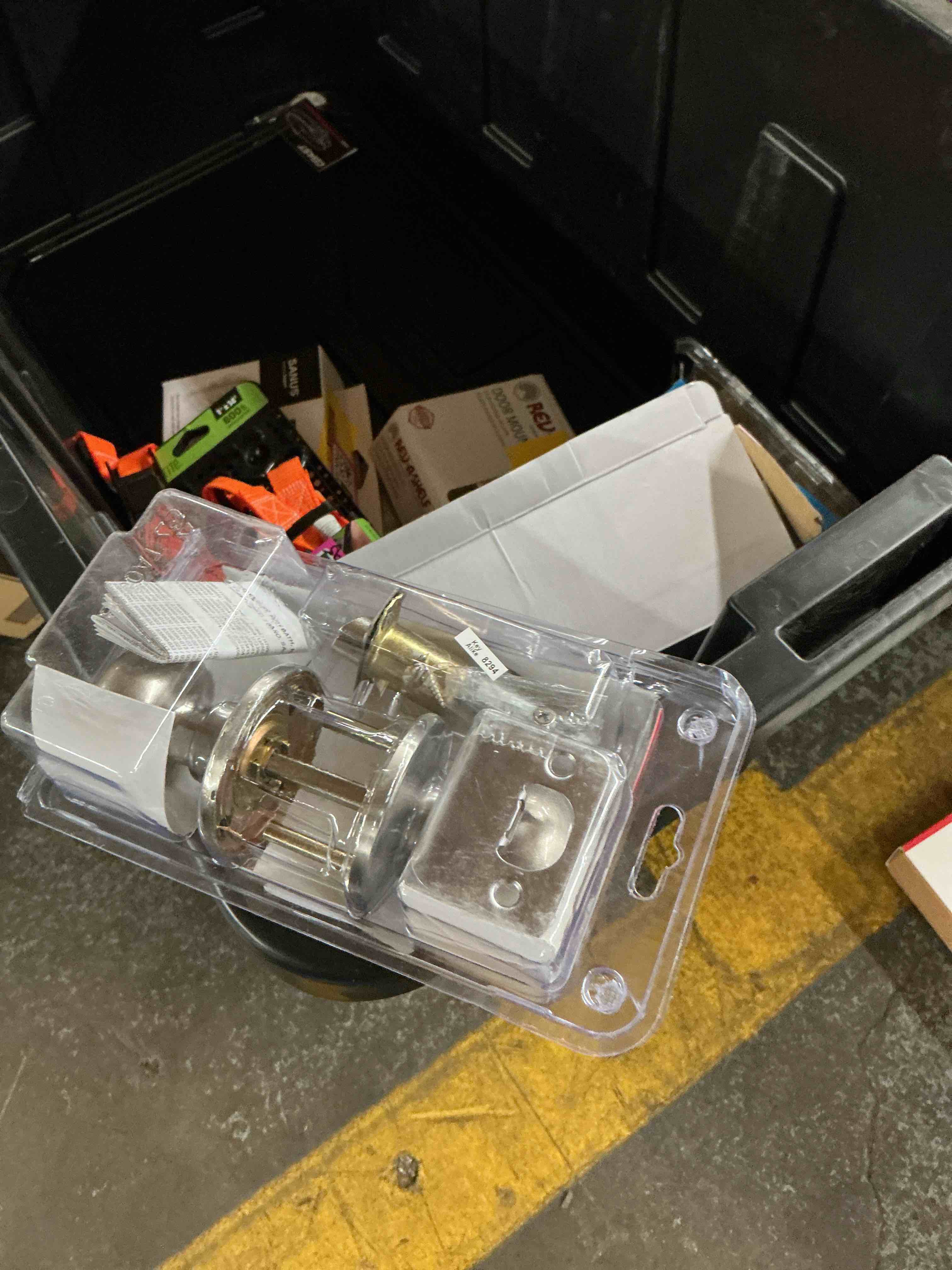https://s3.amazonaws.com/lotting-images-prod/EmanualPiazza/PNK3861576_1779808850452.jpeg
