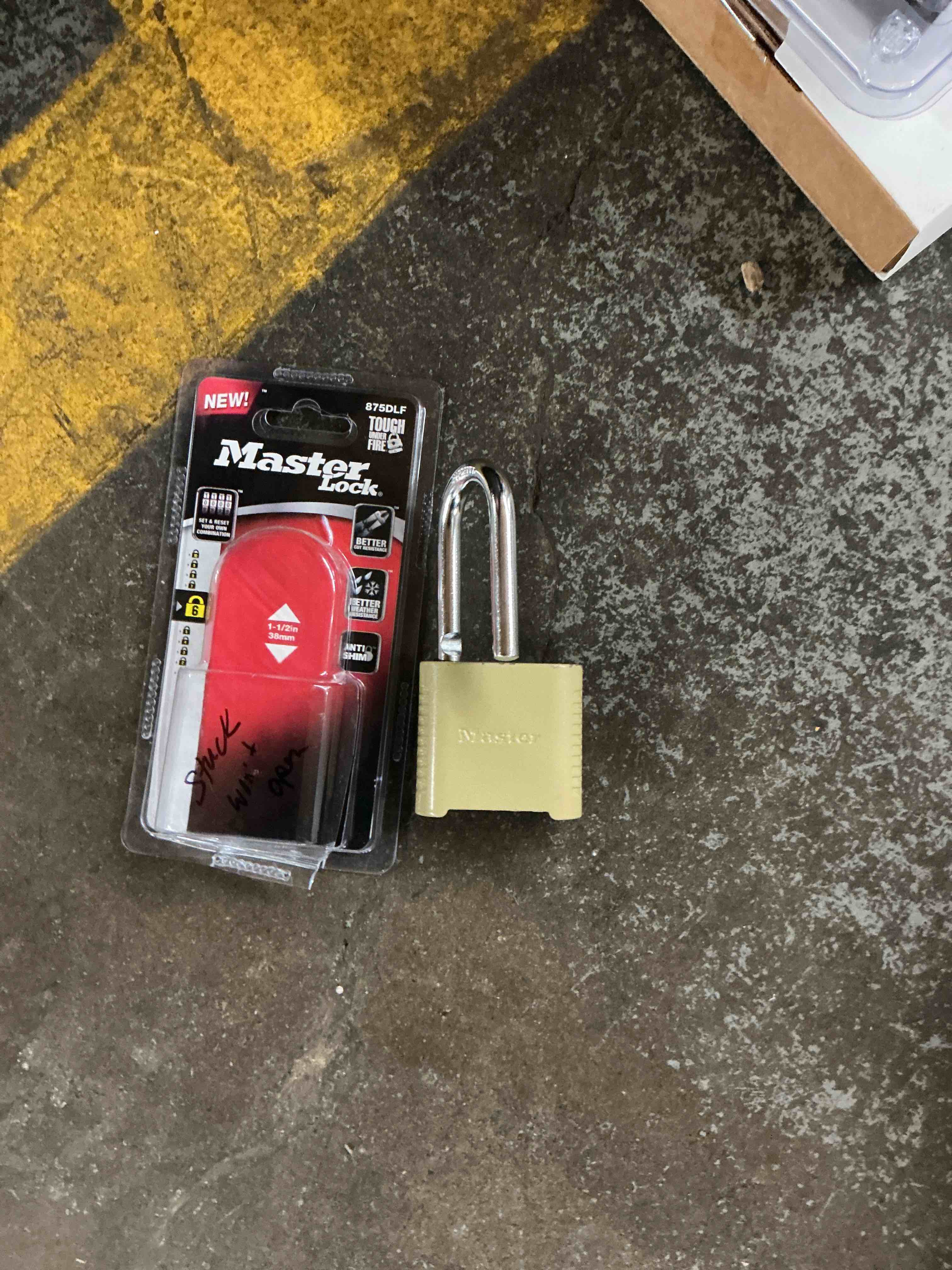 https://s3.amazonaws.com/lotting-images-prod/EmanualPiazza/PNK3861578_1779808490913.jpeg
