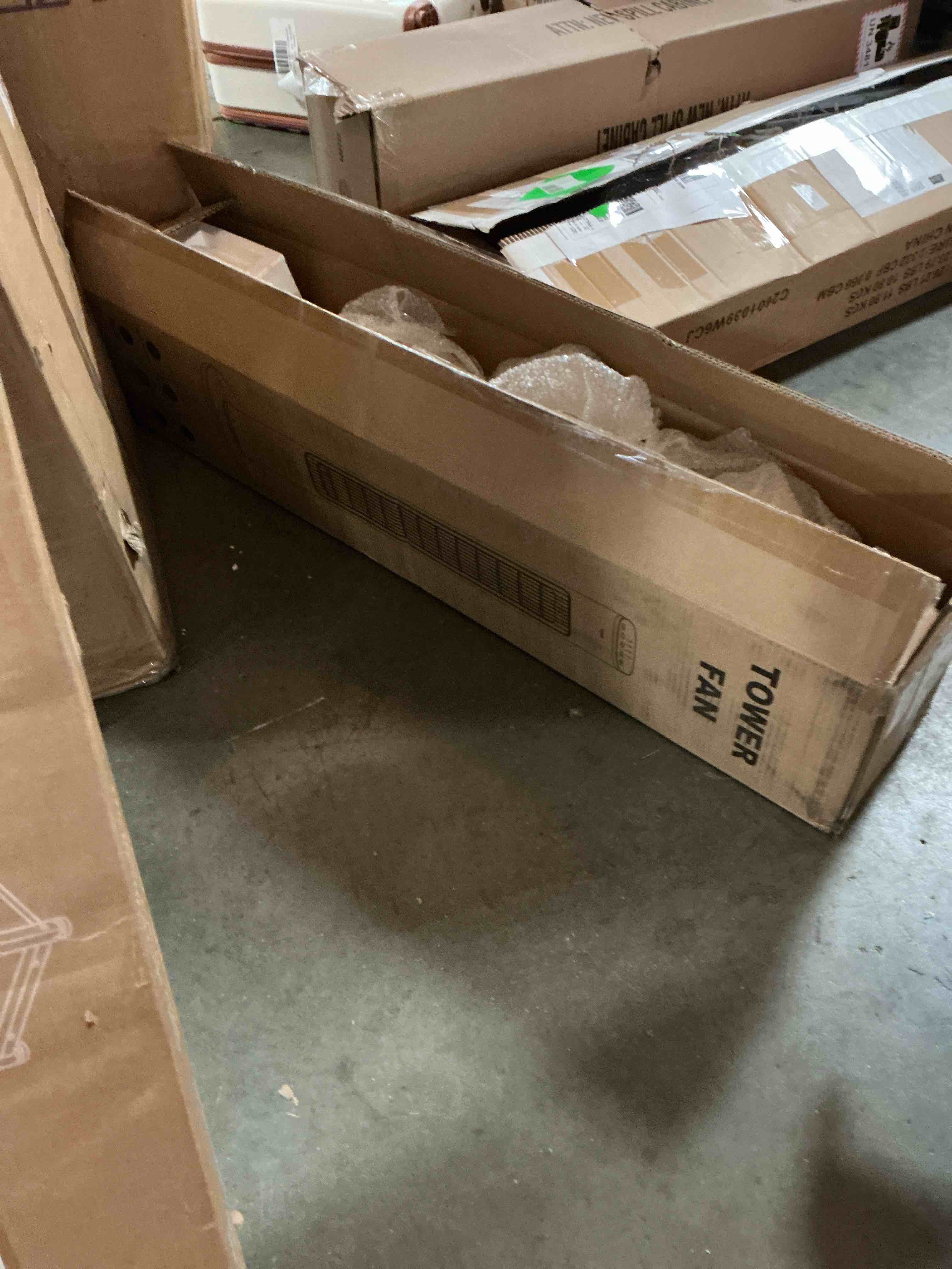 https://s3.amazonaws.com/lotting-images-prod/EmanualPiazza/PNK3861621_1779887937430.jpeg