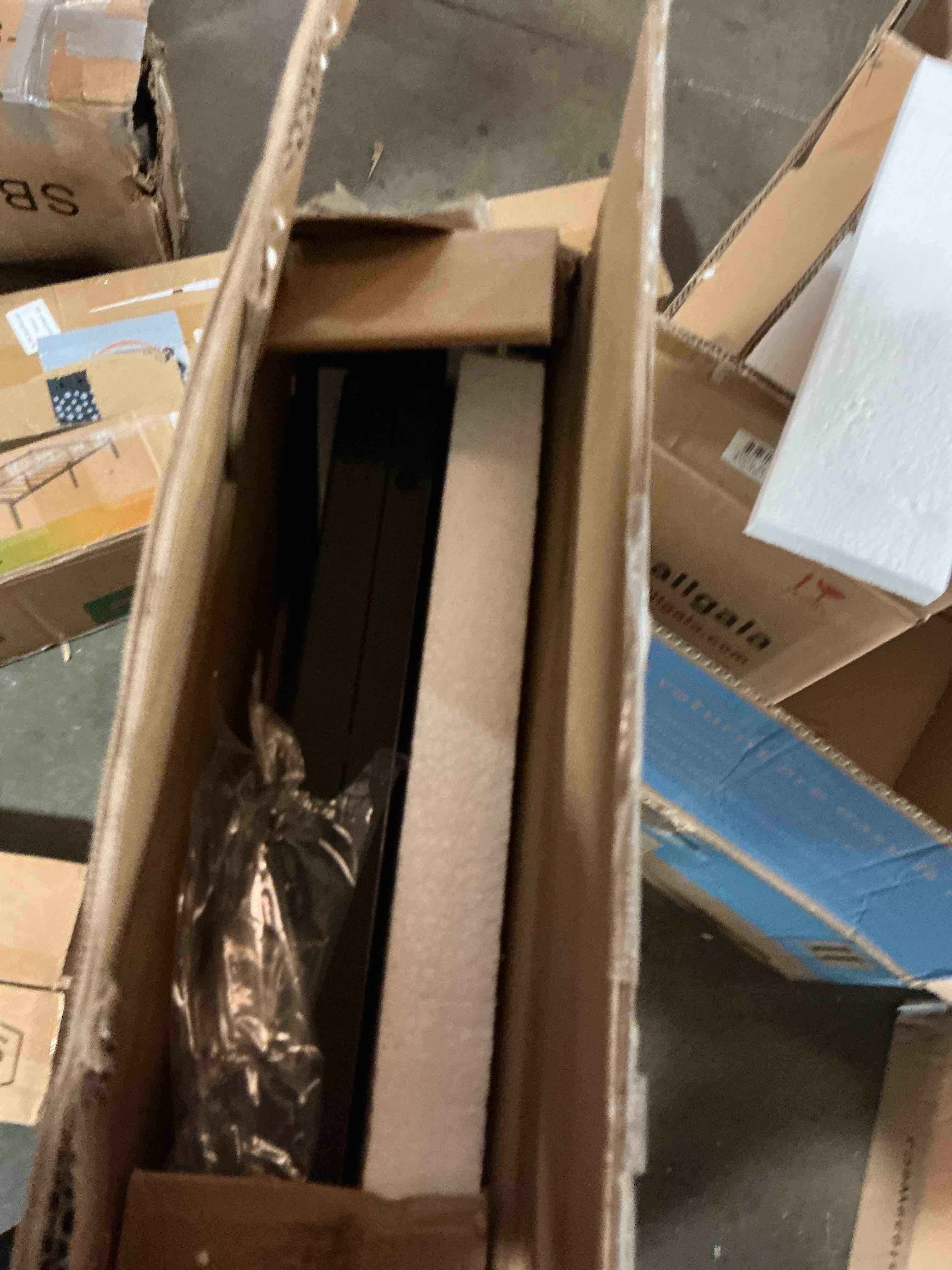 https://s3.amazonaws.com/lotting-images-prod/EmanualPiazza/PNK3861628_1779889089454.jpeg