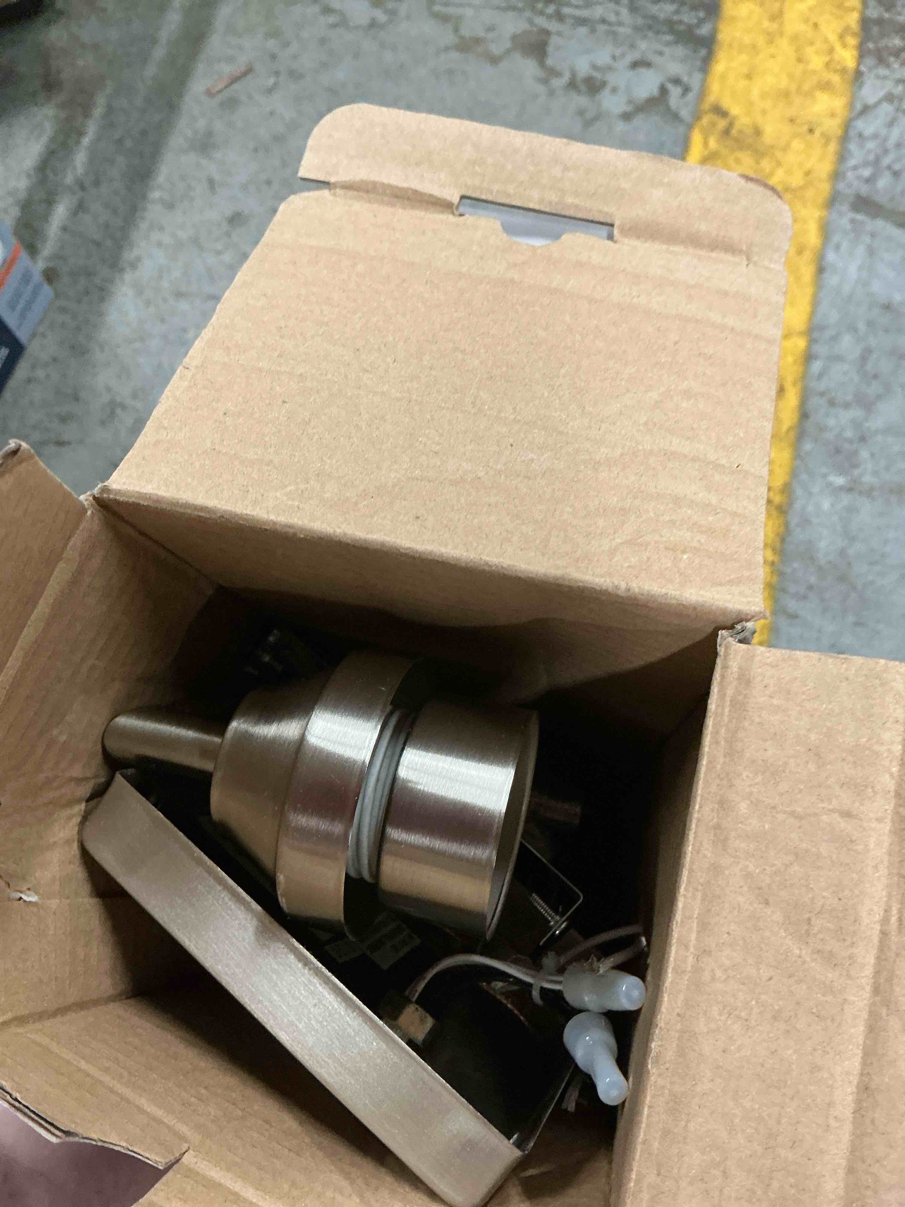 https://s3.amazonaws.com/lotting-images-prod/EmanualPiazza/PNK3861731_1780000054053.jpeg