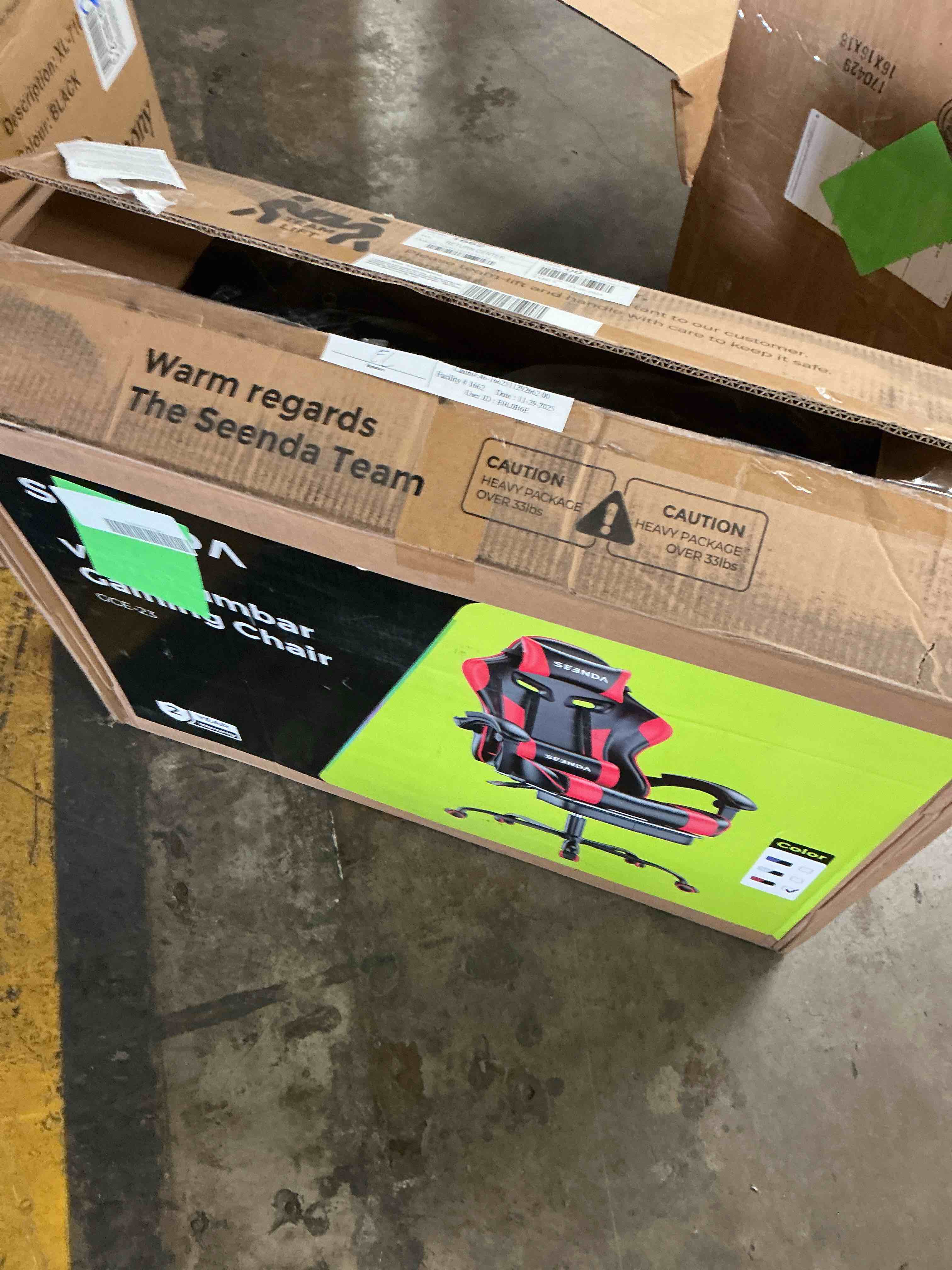 Massage Gaming Chair, Seenda Video Game Chair with Footrest and Lumbar Support, Ergonomic Computer Chair Height Adjustable with Swivel Seat and Headrest, Red