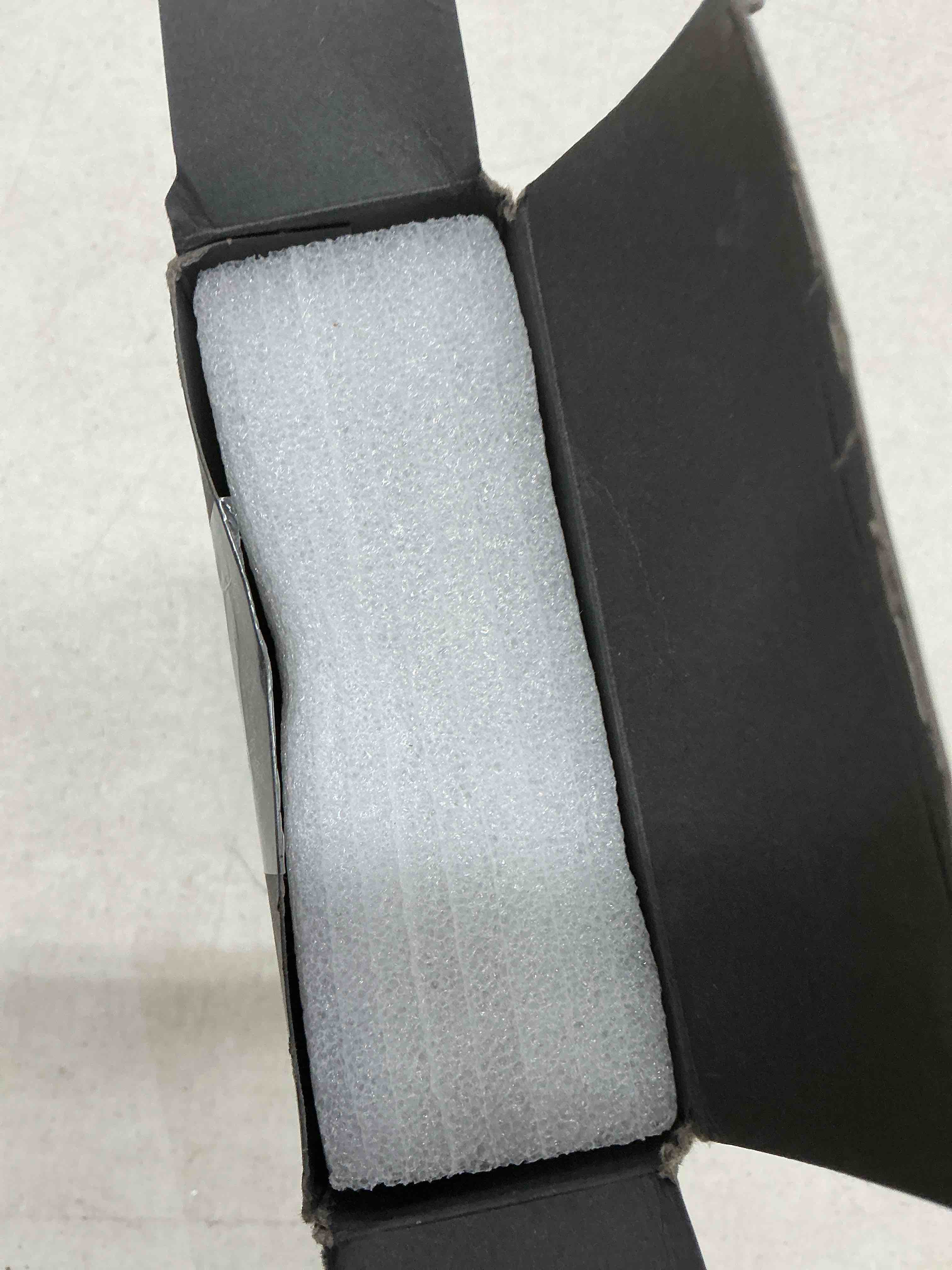Condition photo showing Good Condition for tongate for google pixel fold case(2023), [bulit-in screen protector] [hinge protection] military grade dual layer shockproof rugged phone case with kickstand & belt clip for pixel fold 5g, black