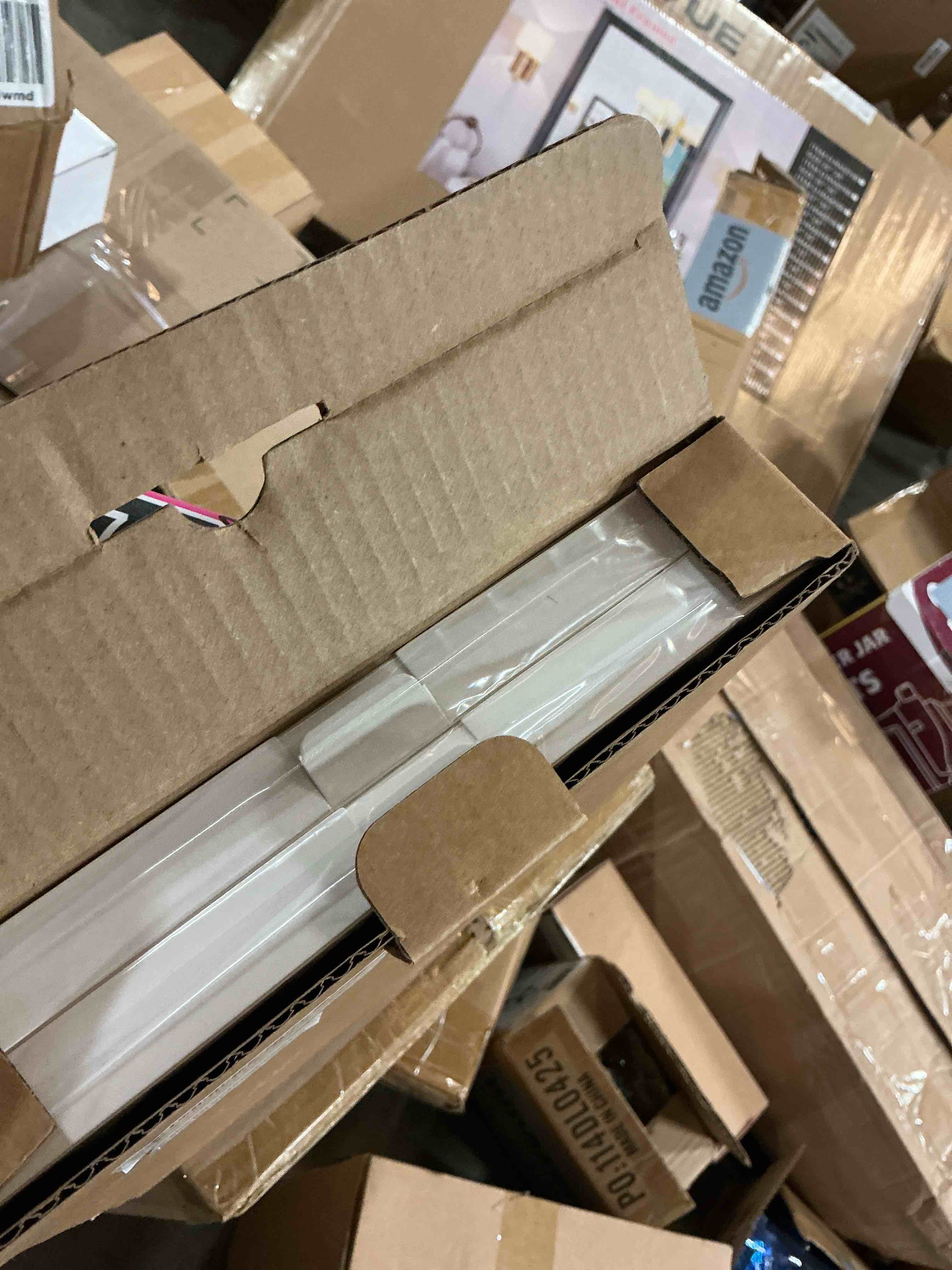 https://s3.amazonaws.com/lotting-images-prod/EmanualPiazza/PNK3878755_1776281619740.jpeg