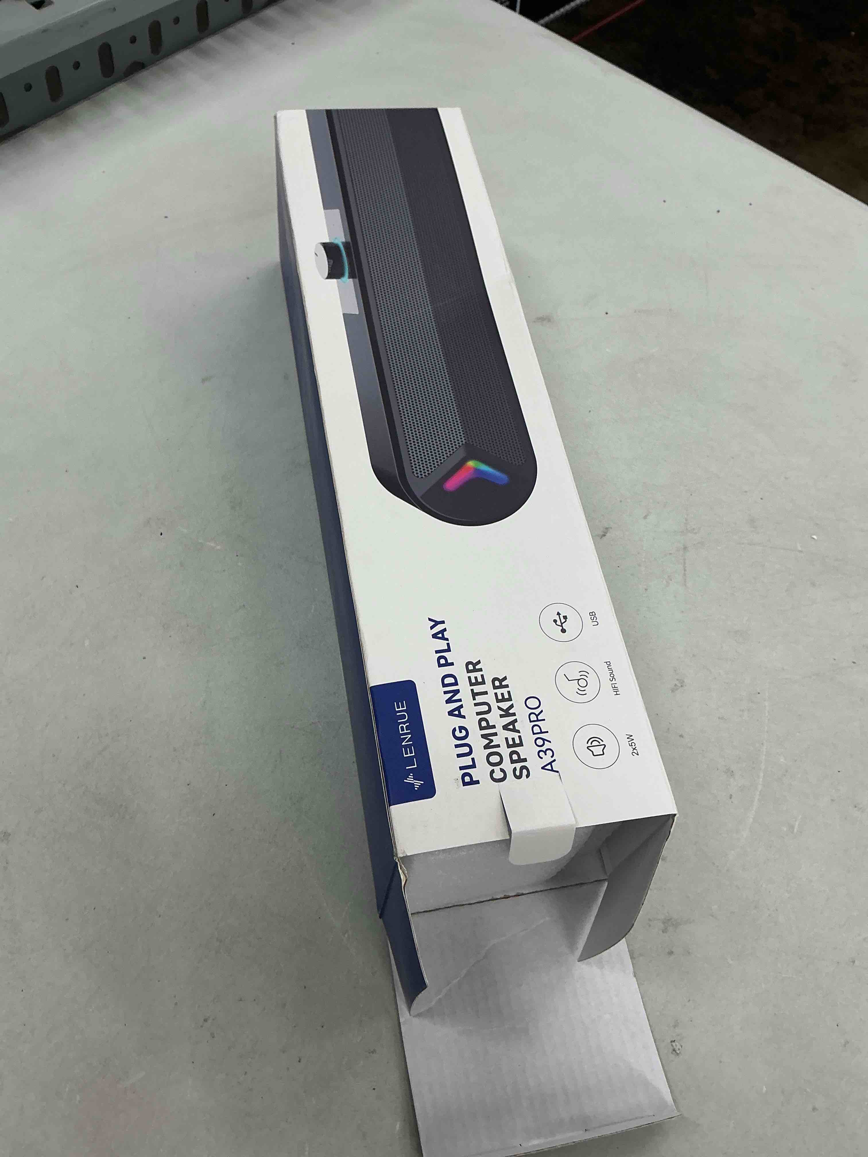 LENRUE Computer Speakers for Desktop,PC Speakers with Basic Stereo Sound & Colorful Lights, Single U