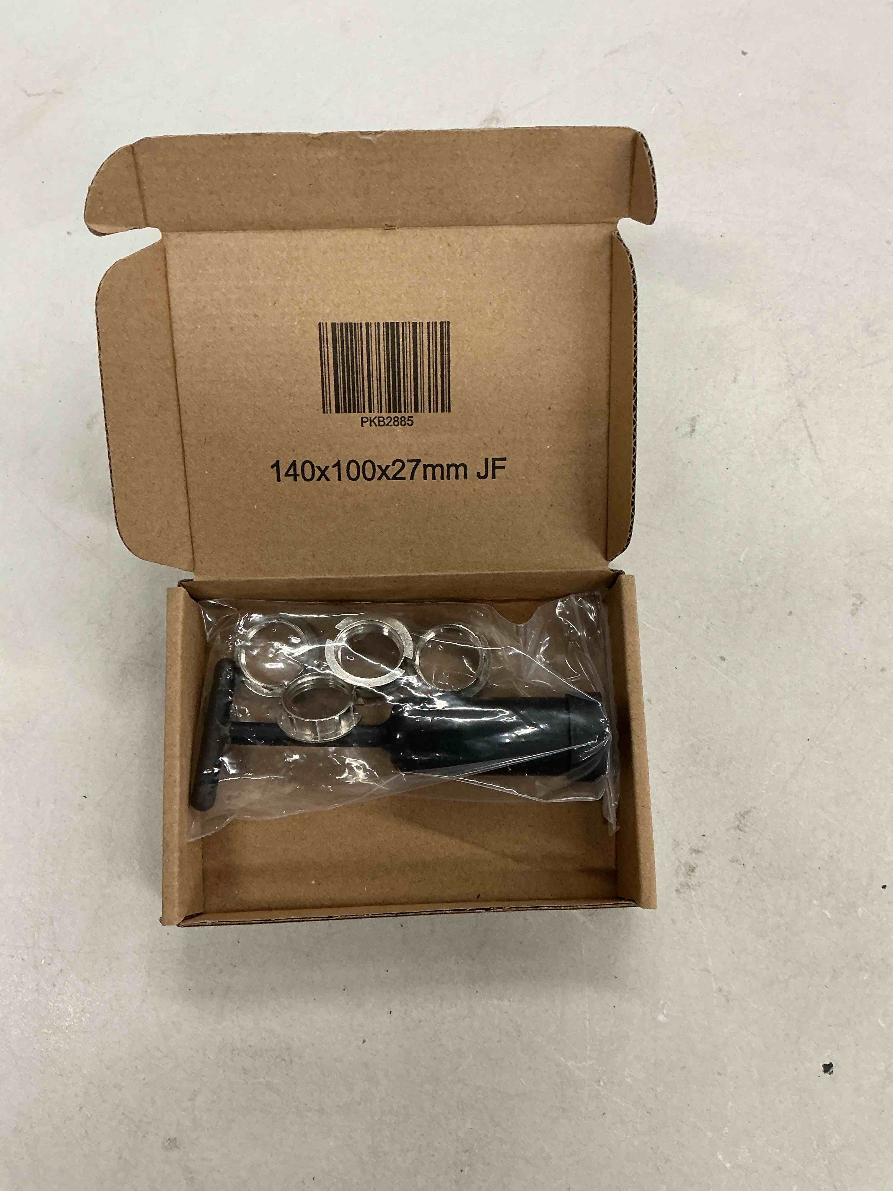 https://s3.amazonaws.com/lotting-images-prod/EmanualPiazza/PNK4002617_1774554914749.jpeg