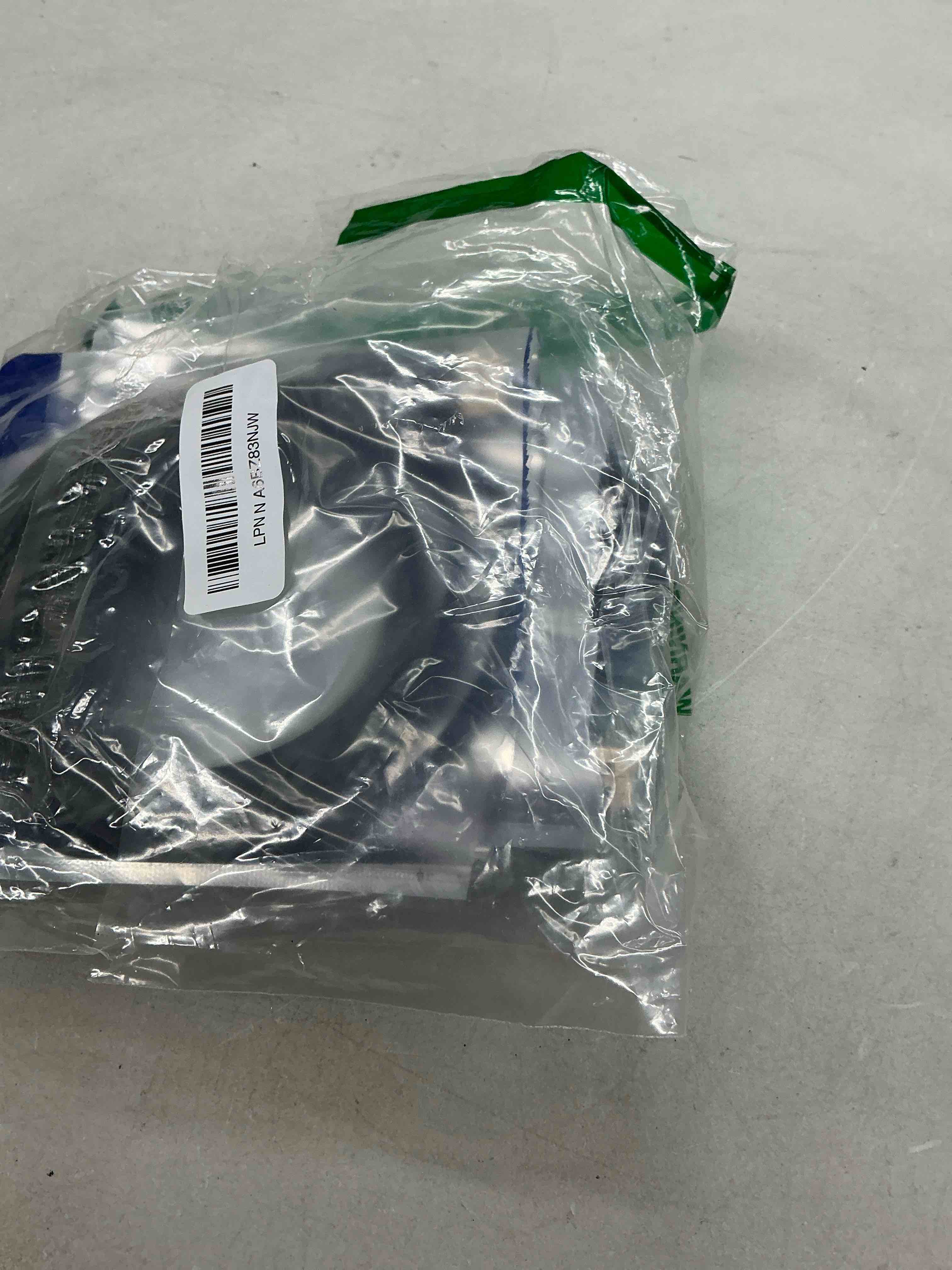 Condition photo showing Good Condition for 4k@60hz displayport to dual displayport splitter adapter, display port splitter for dual monitors, dp 1.4 splitter 1 in 2 out, displayport mst hub for pc, graphics card, nvidia, amd