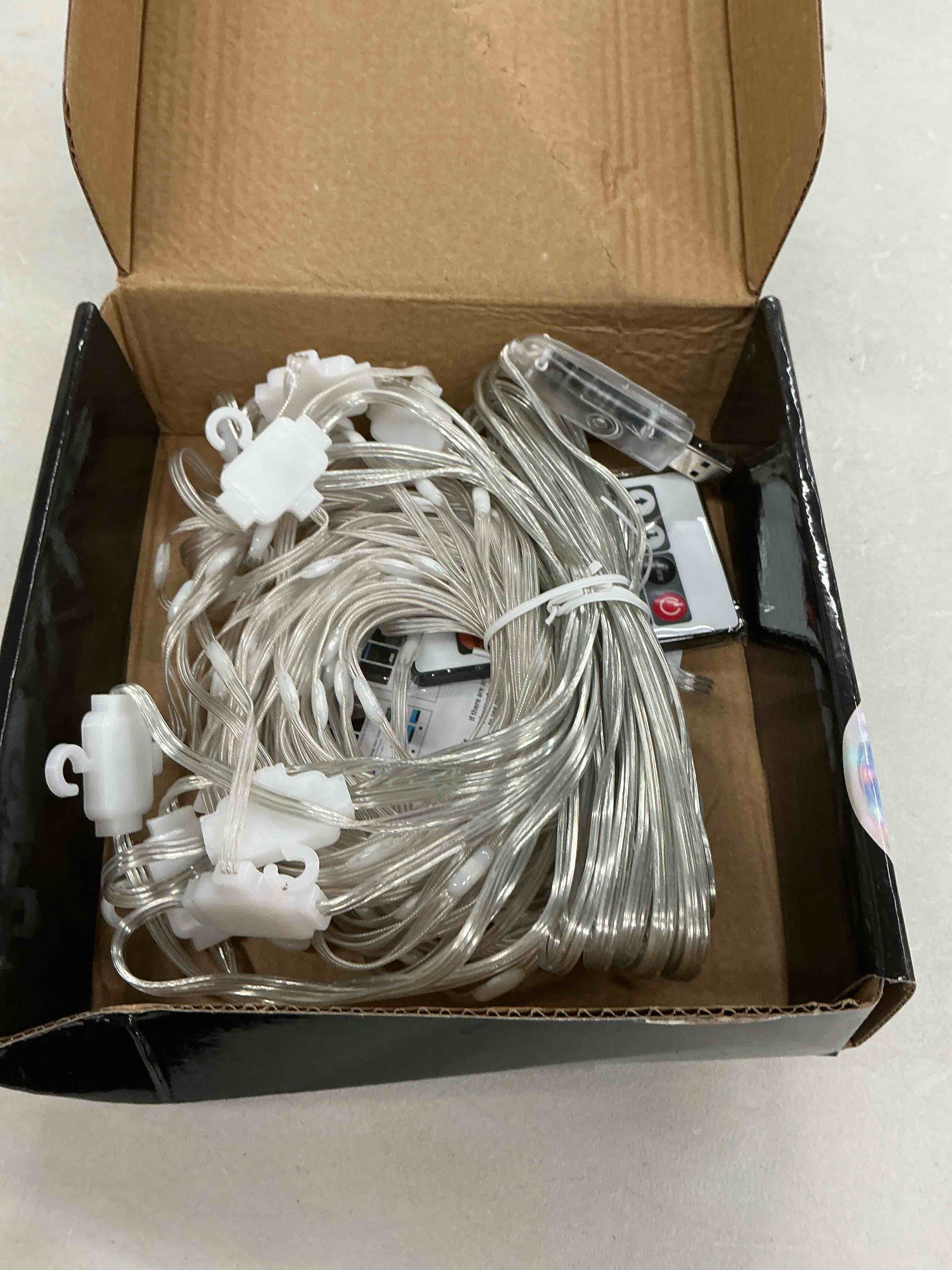 Condition photo showing Good Condition for kbg smart curtain lights rgb color changing curtain lights, usb powered with remote/app control curtain string lights waterproof for backdrop, patio,wedding, bedroom decoration (8ft x 6ft)