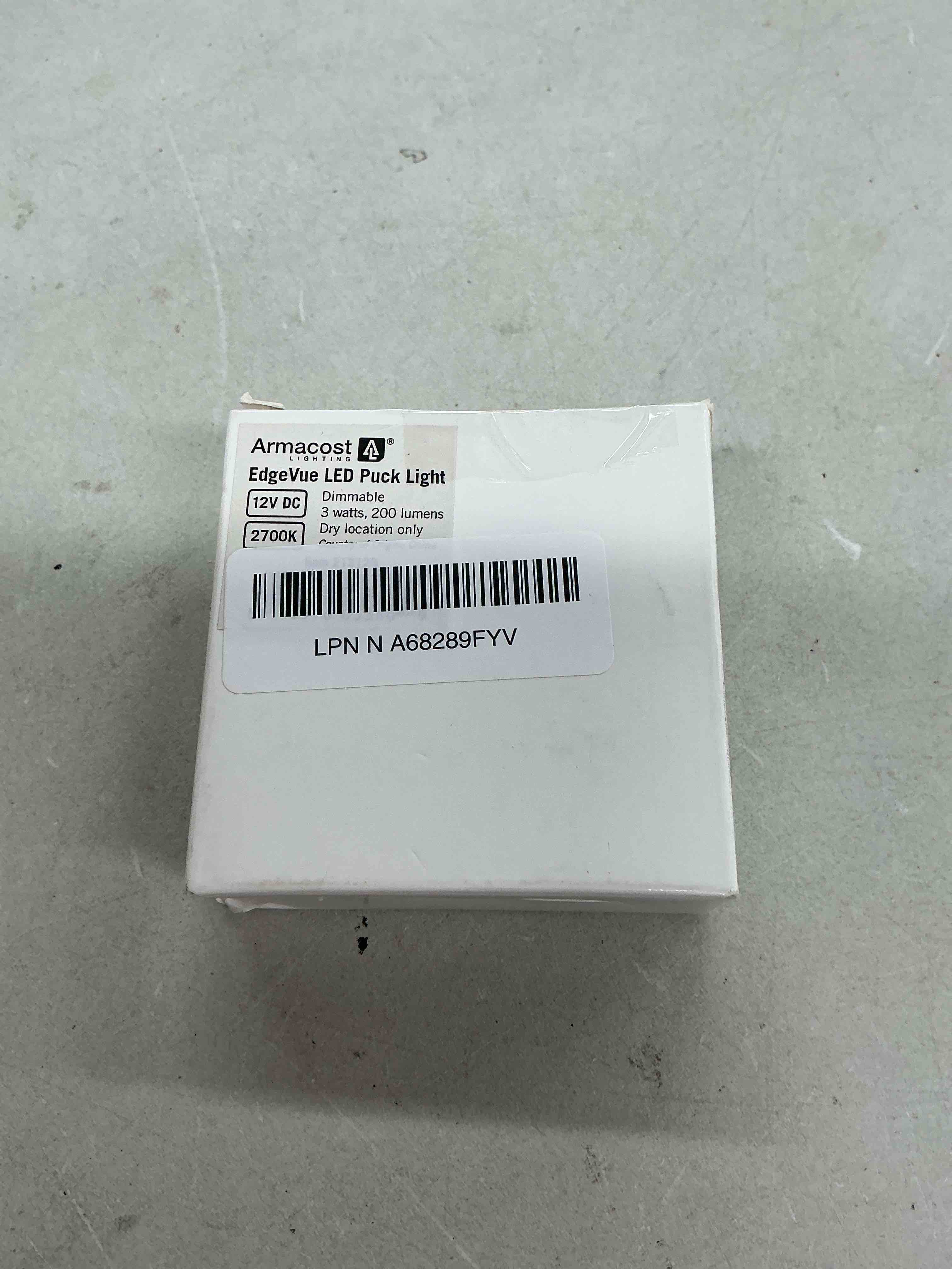 Condition photo showing New/Like New for armacost lighting edgevue under cabinet led puck light 2700k 213120