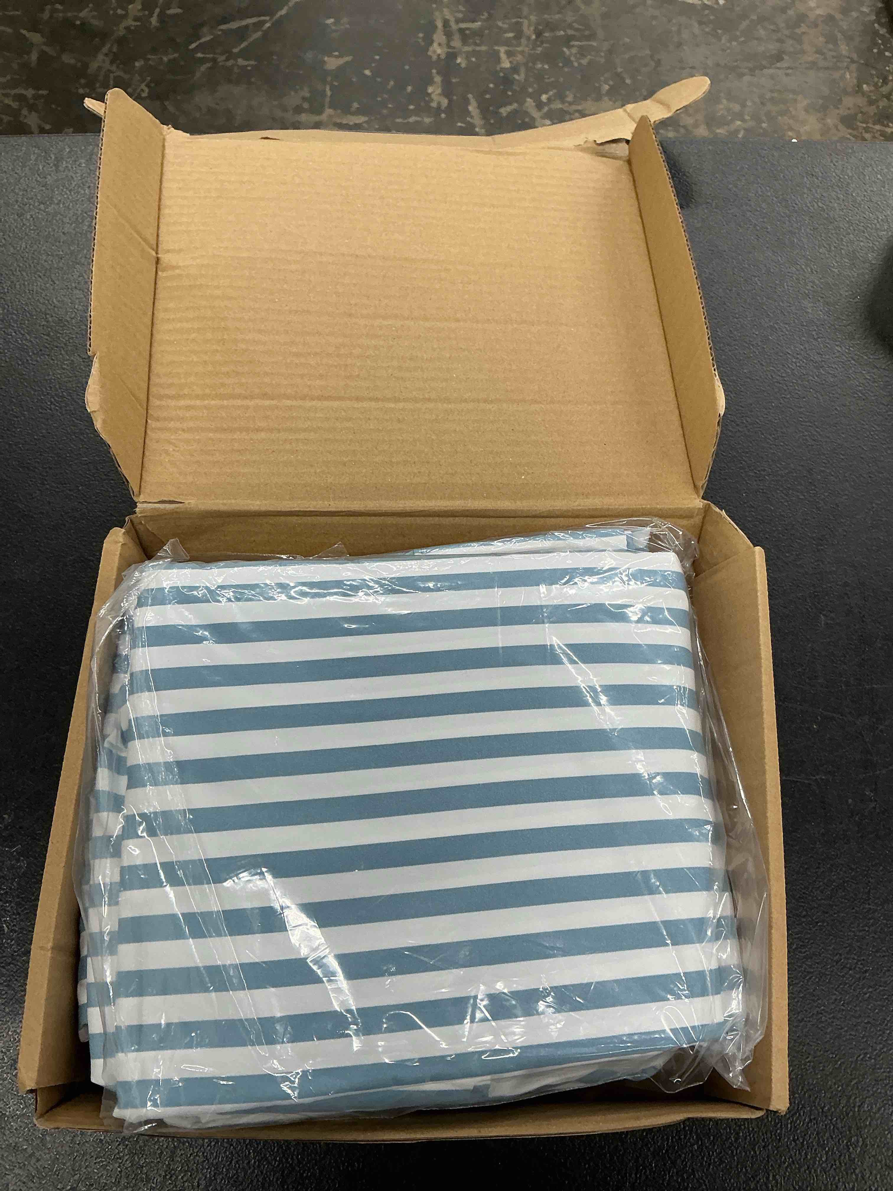 Condition photo showing Good Condition for amazon basics lightweight super soft easy care microfiber 3 piece bed sheet set with 14-inch deep pockets - twin, dusty blue pinstripe,printed blue pinstripe twin