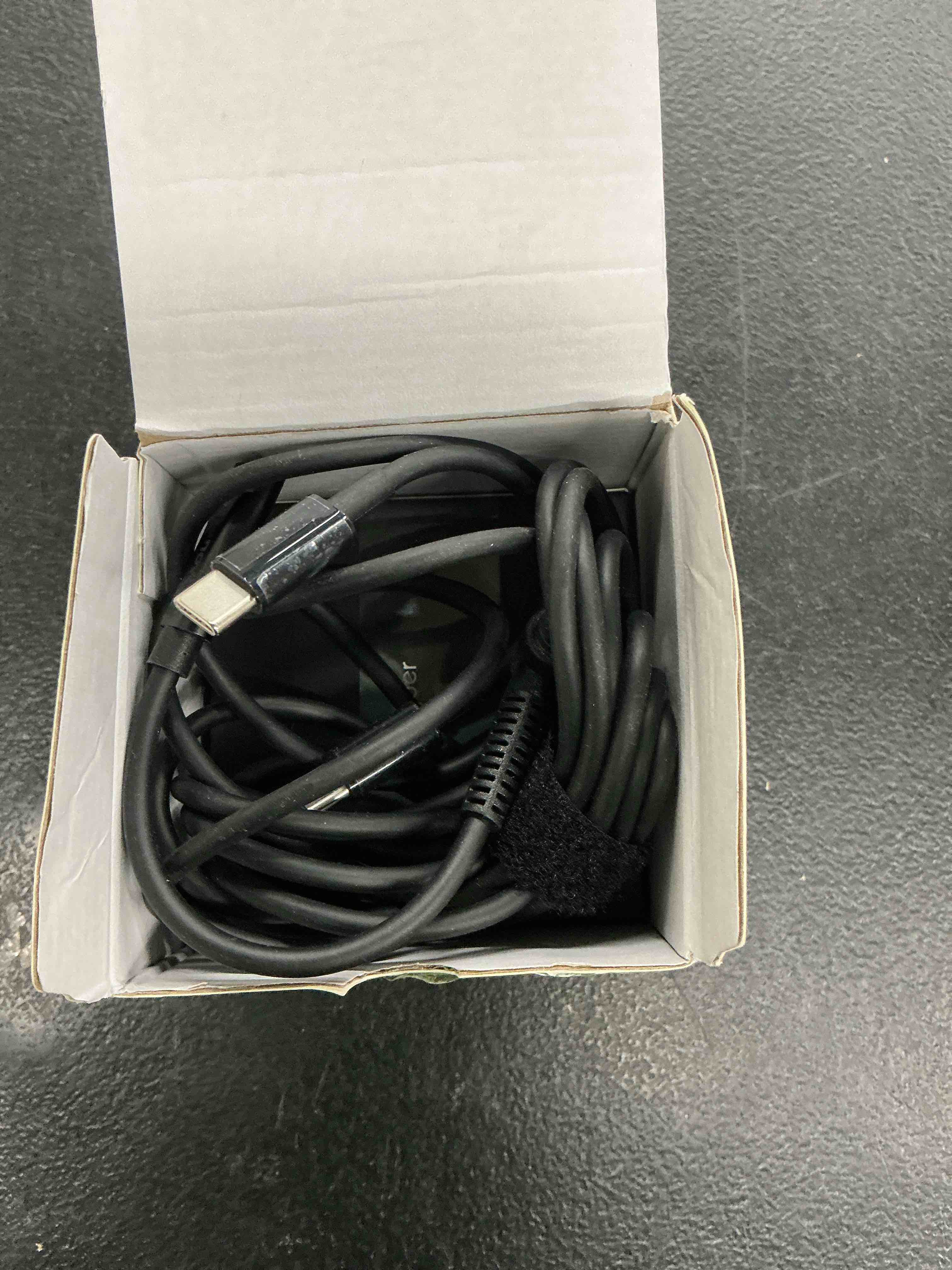 Condition photo showing Good Condition for lenovo laptop charger, 65w laptop charger for lenovo ideapad s/u/yoga/flex series & miix and all usb-c devices, power cord 4.0x1.7mm barrel plug