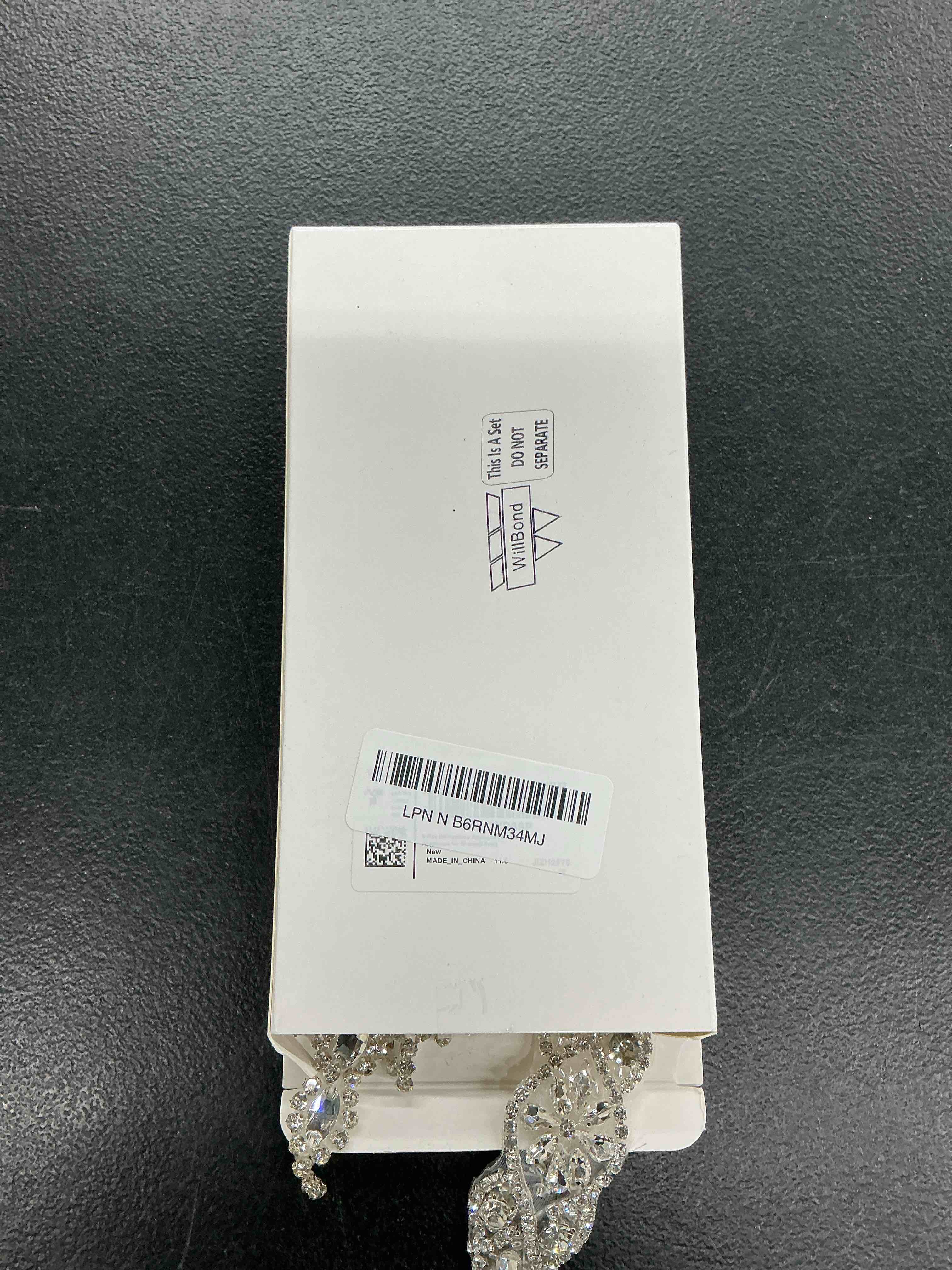 Condition photo showing Good Condition for 9 pcs rhinestone applique iron on patch 3 style rhinestone hot fix applique wedding hair appliques for bridal wedding dress clothing sash crystal belt sewing appliques for shoes(silver)