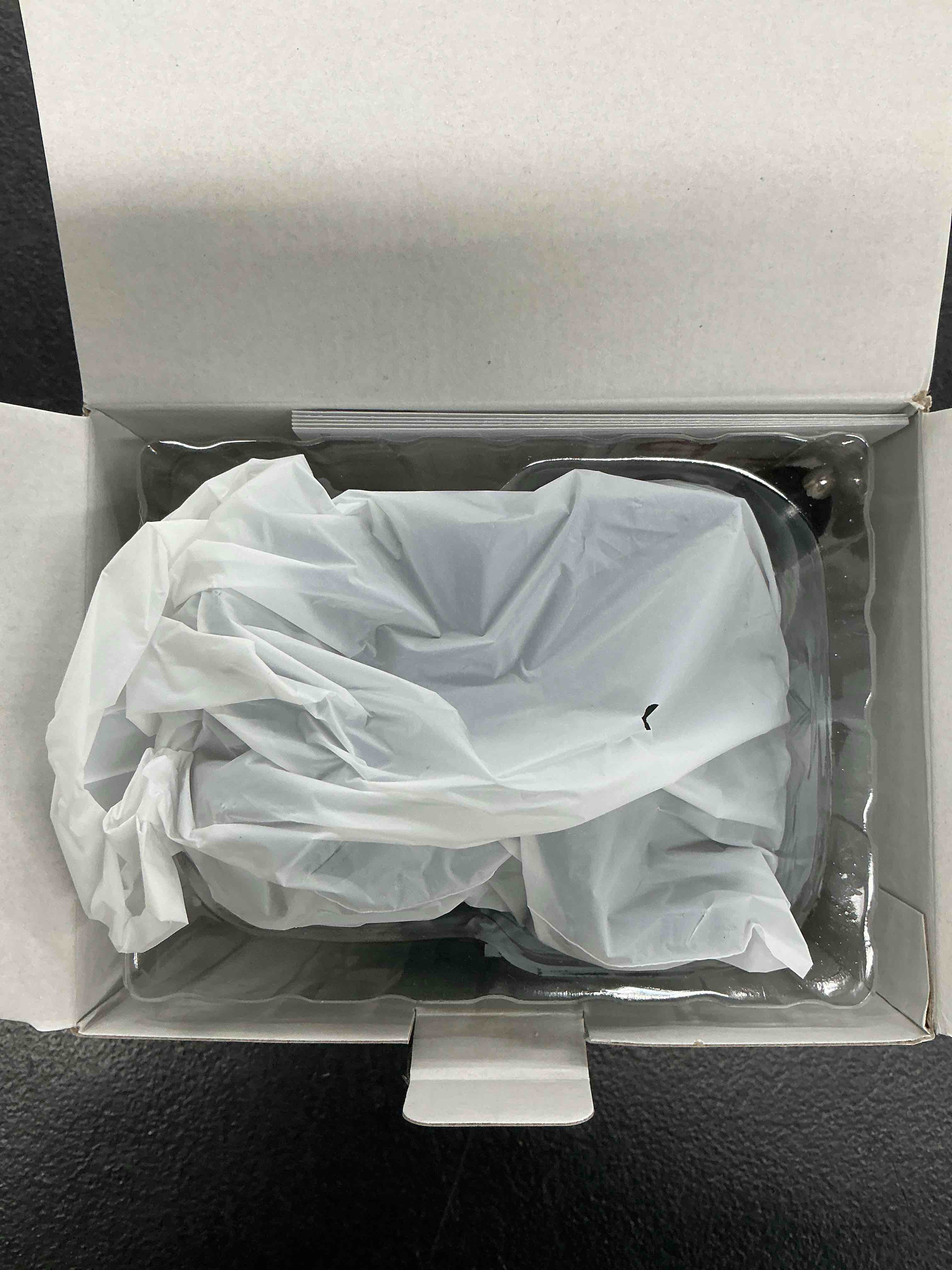 Condition photo showing Good Condition for wireless car charger, phone holders for your car 15w fast charging auto clamping, air vent car phone mount for iphone 17 16 15 14 13 mini pro max xr, samsung galaxy s25 ultra s24 s23 s22 s21