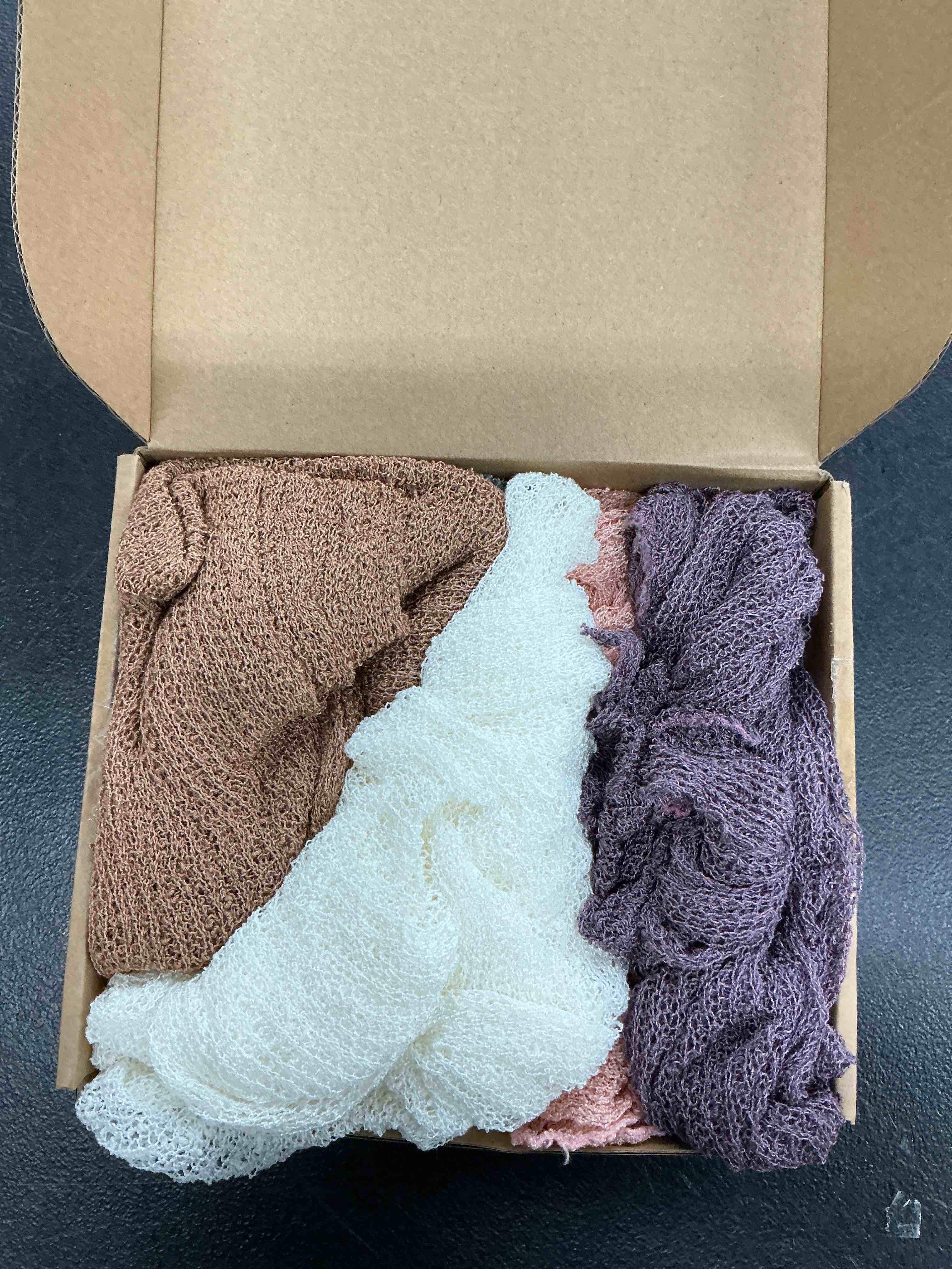 Condition photo showing Good Condition for tudomro 6 pcs 15.8 x 59'' newborn baby stretch wraps set 6 colors baby photography props unisex newborn long ripple wrap photo blanket for girl boy christmas diy photography(fresh color)