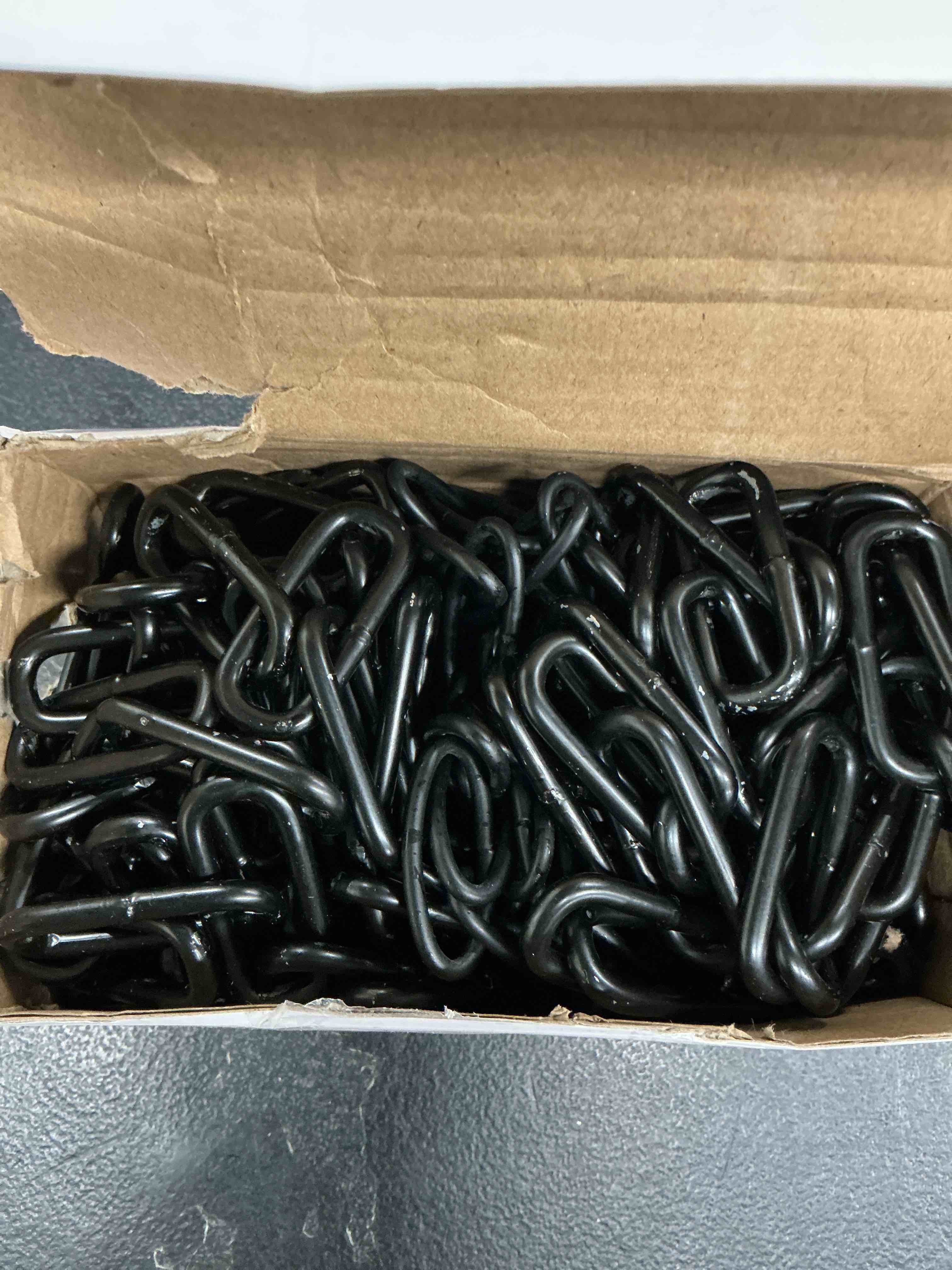 Condition photo showing Good Condition for heavy duty porch swing hanging chain kit (2 pack) 1500 lbs capacity, up to 7.1ft length- rustproof zinc-plated, 4 quick links & 2 y-chain assemblies, indoor/outdoor hanging hardware(bronze)