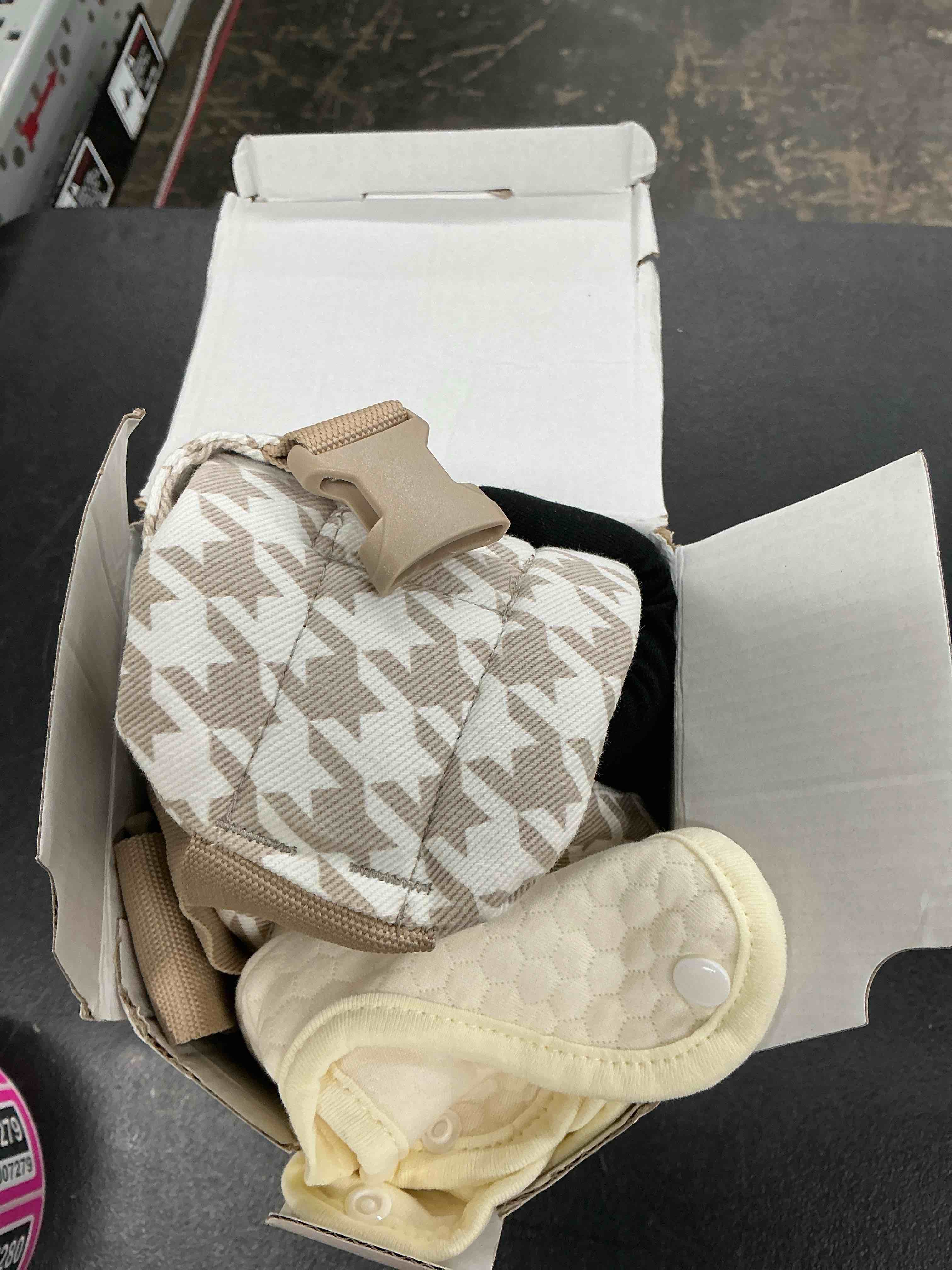 Condition photo showing Good Condition for baby carrier newborn to toddler, ergonomic, cozy and lightweight baby toddler carrier, premium soft cotton breathable infant carrier baby gift with head support, 3 carry positions (3-36 months houndstooth