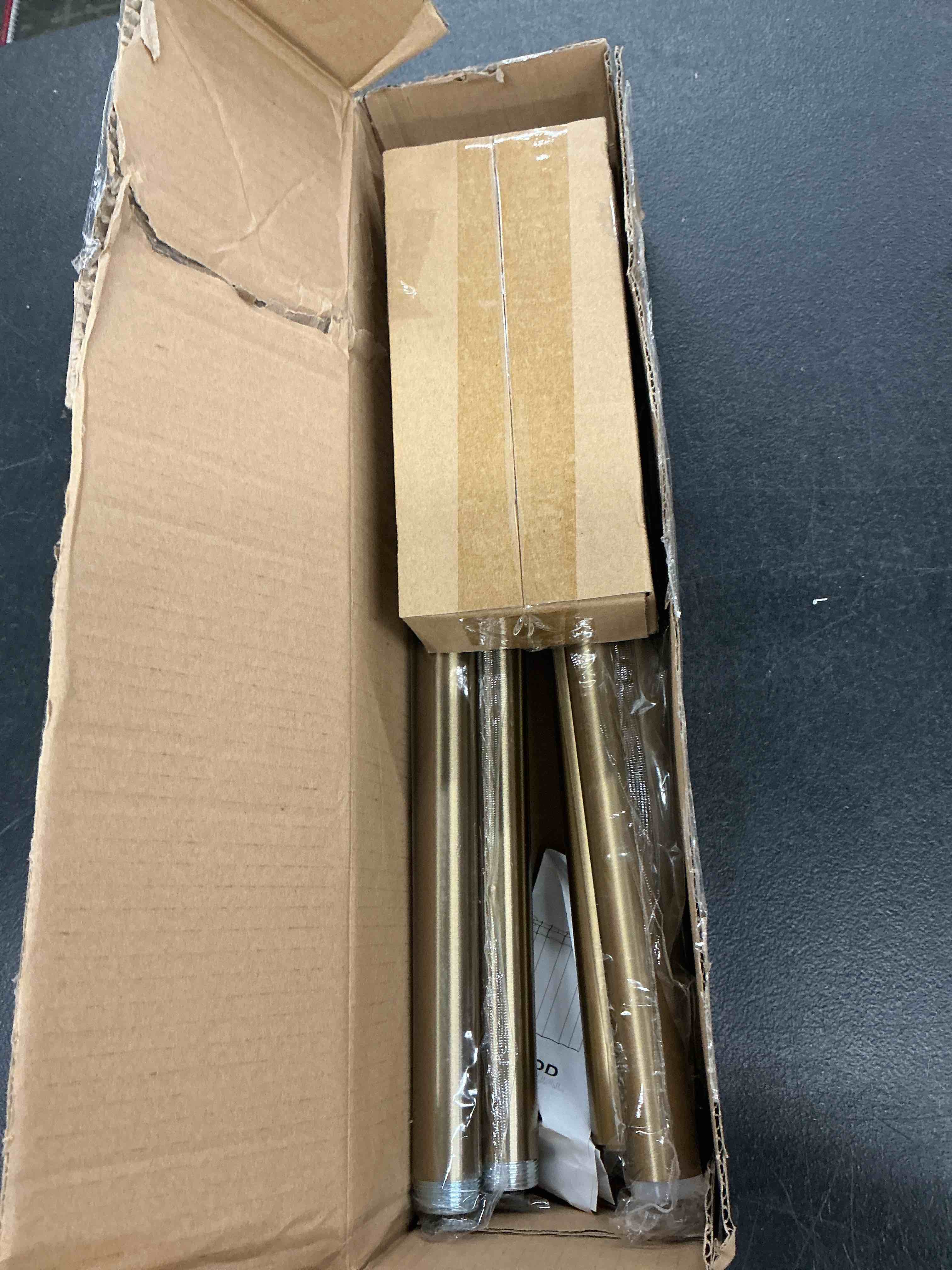 https://s3.amazonaws.com/lotting-images-prod/EmanualPiazza/PNK4008792_1776868471468.jpeg
