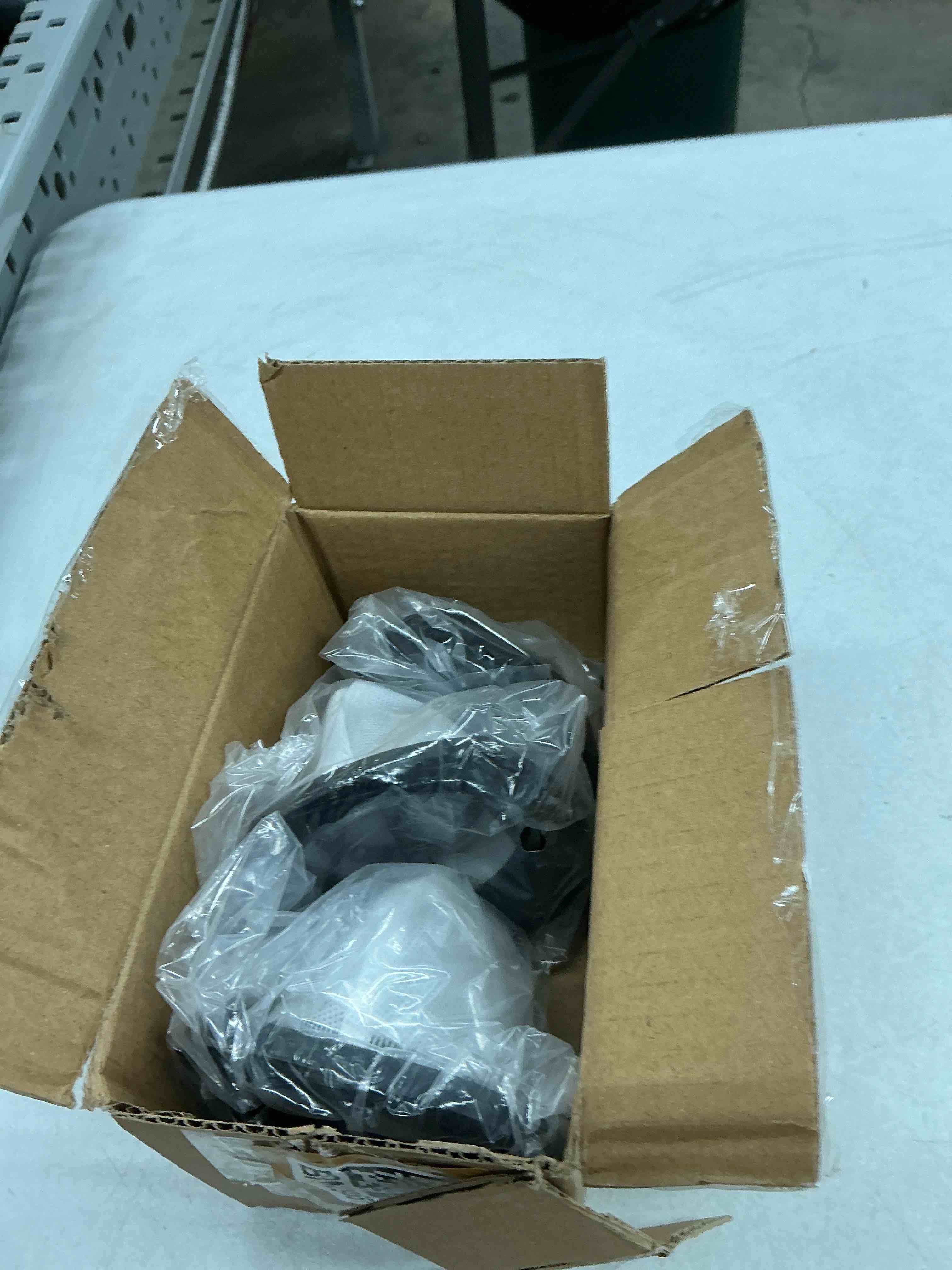 https://s3.amazonaws.com/lotting-images-prod/EmanualPiazza/PNK4009706_1777306905135.jpeg