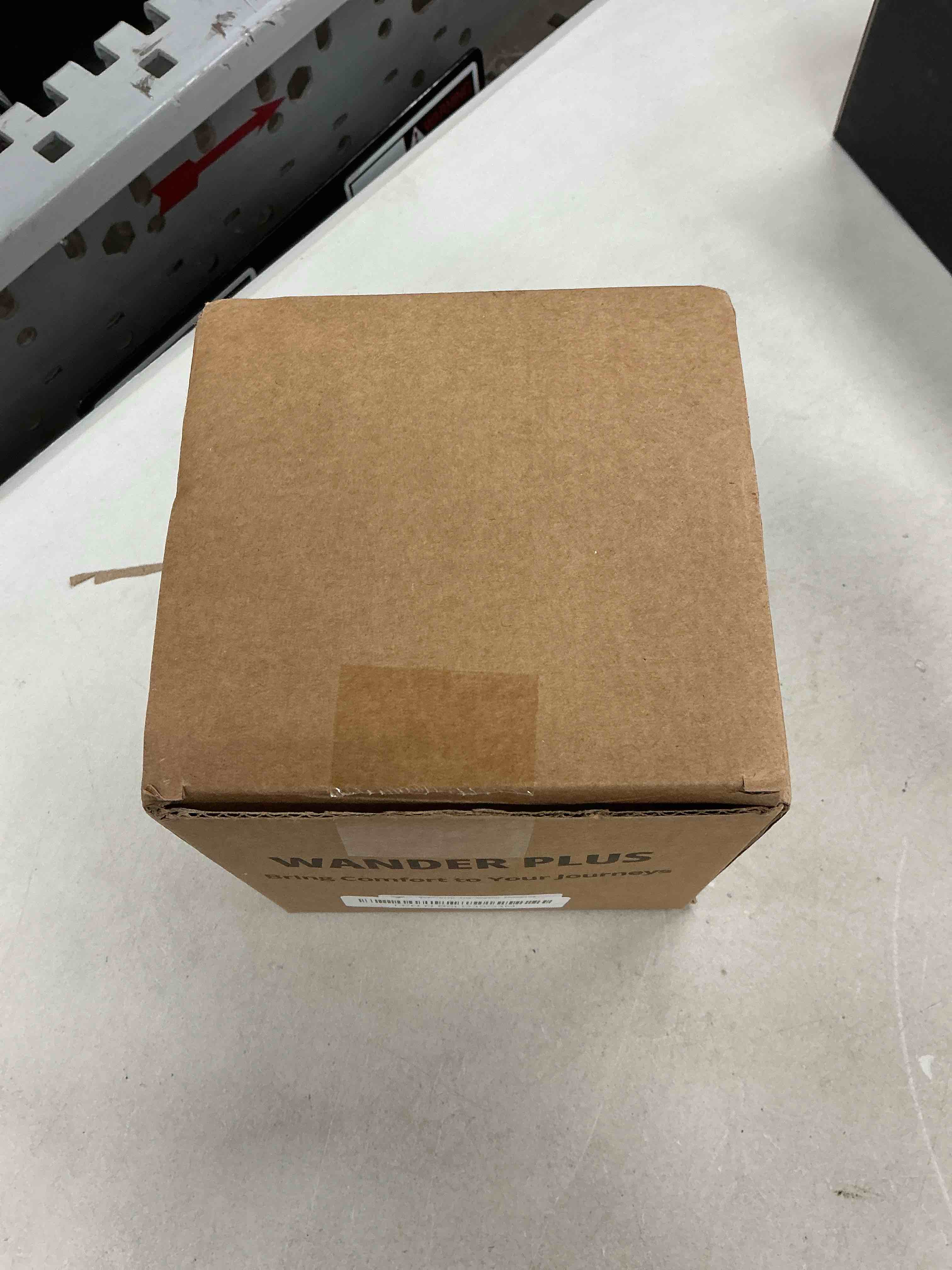 https://s3.amazonaws.com/lotting-images-prod/EmanualPiazza/PNK4009952_1777322774449.jpeg