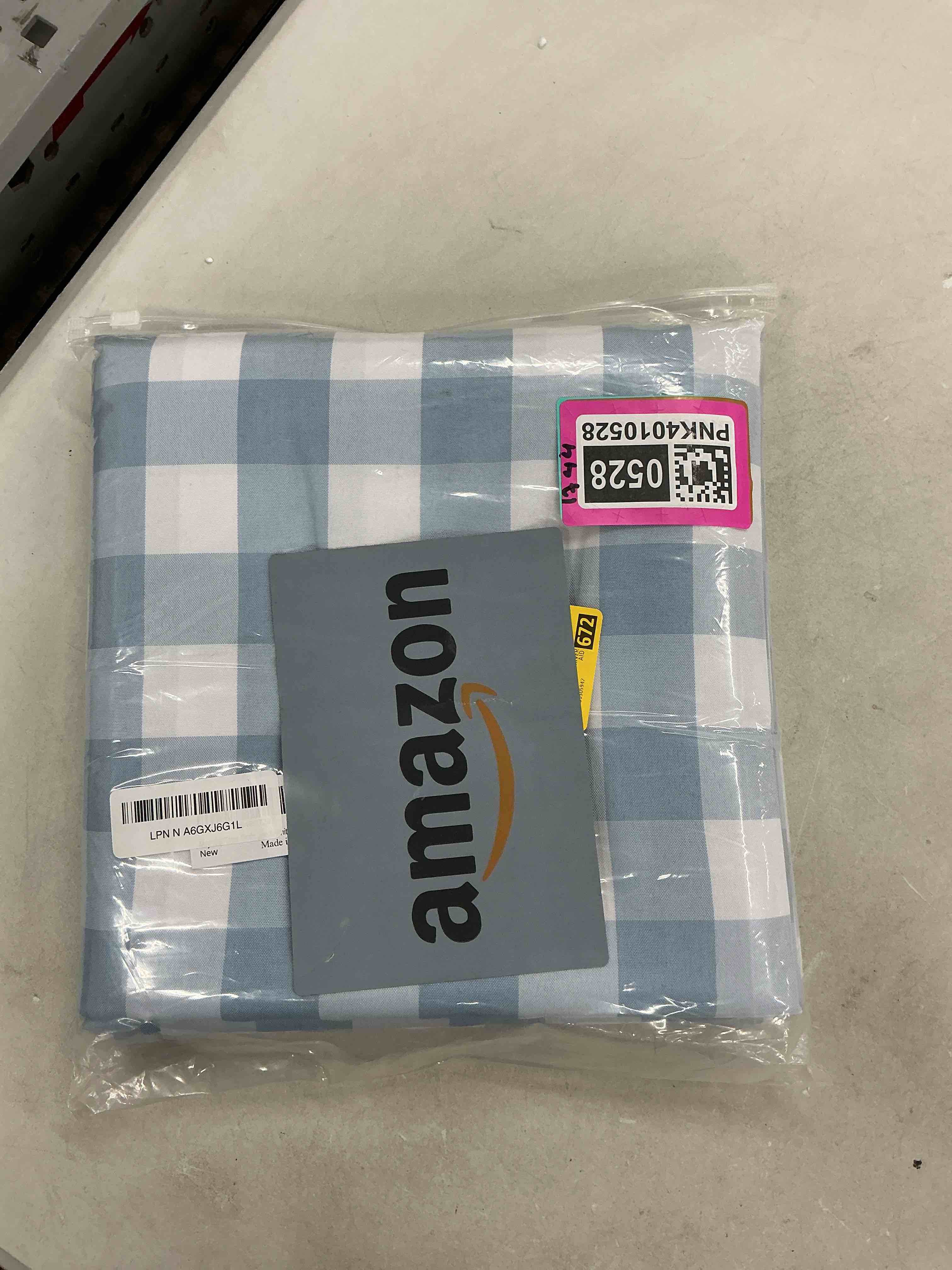 https://s3.amazonaws.com/lotting-images-prod/EmanualPiazza/PNK4010528_1777469334657.jpeg