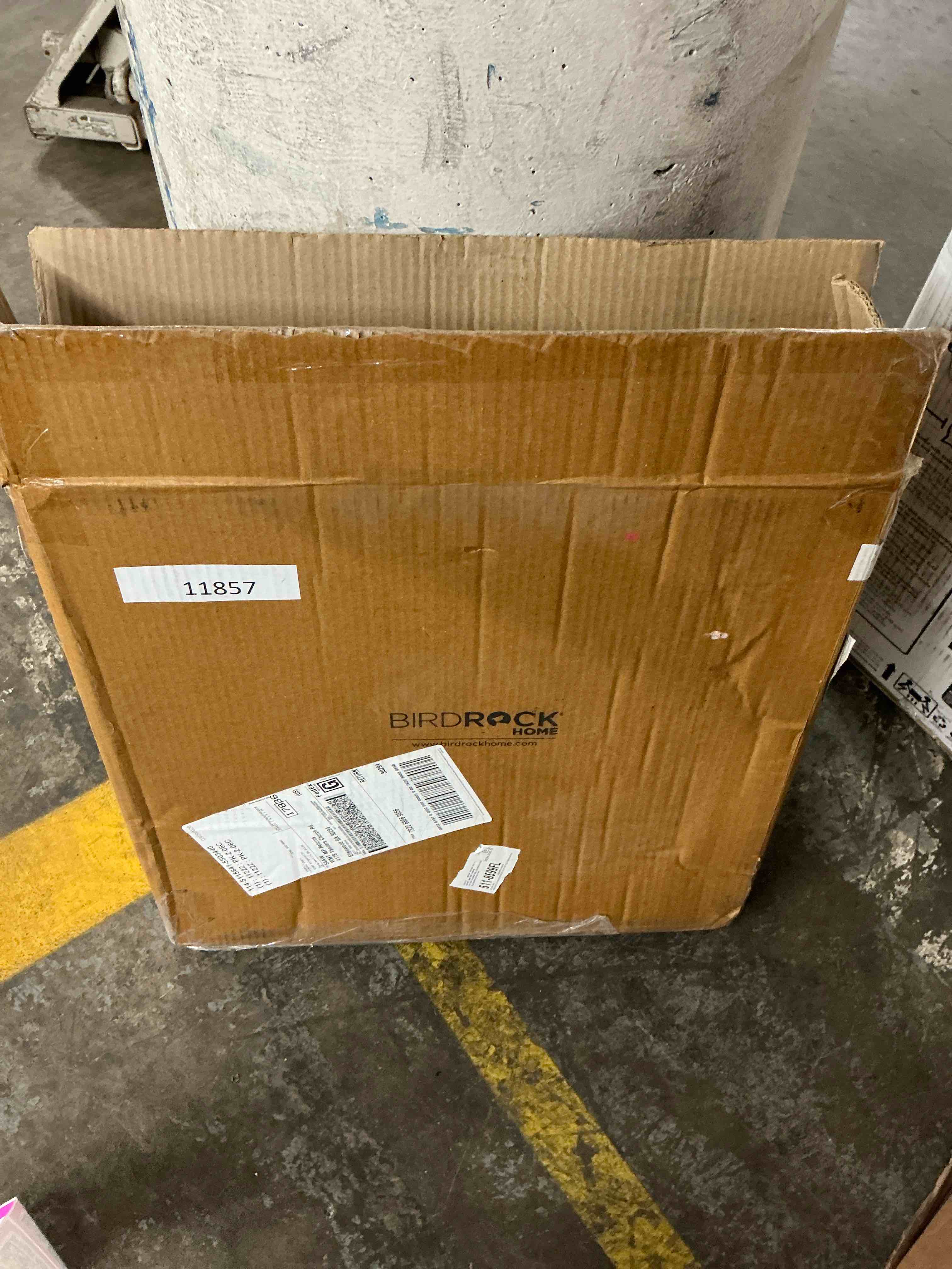 https://s3.amazonaws.com/lotting-images-prod/EmanualPiazza/PNK4010833_1777497312632.jpeg