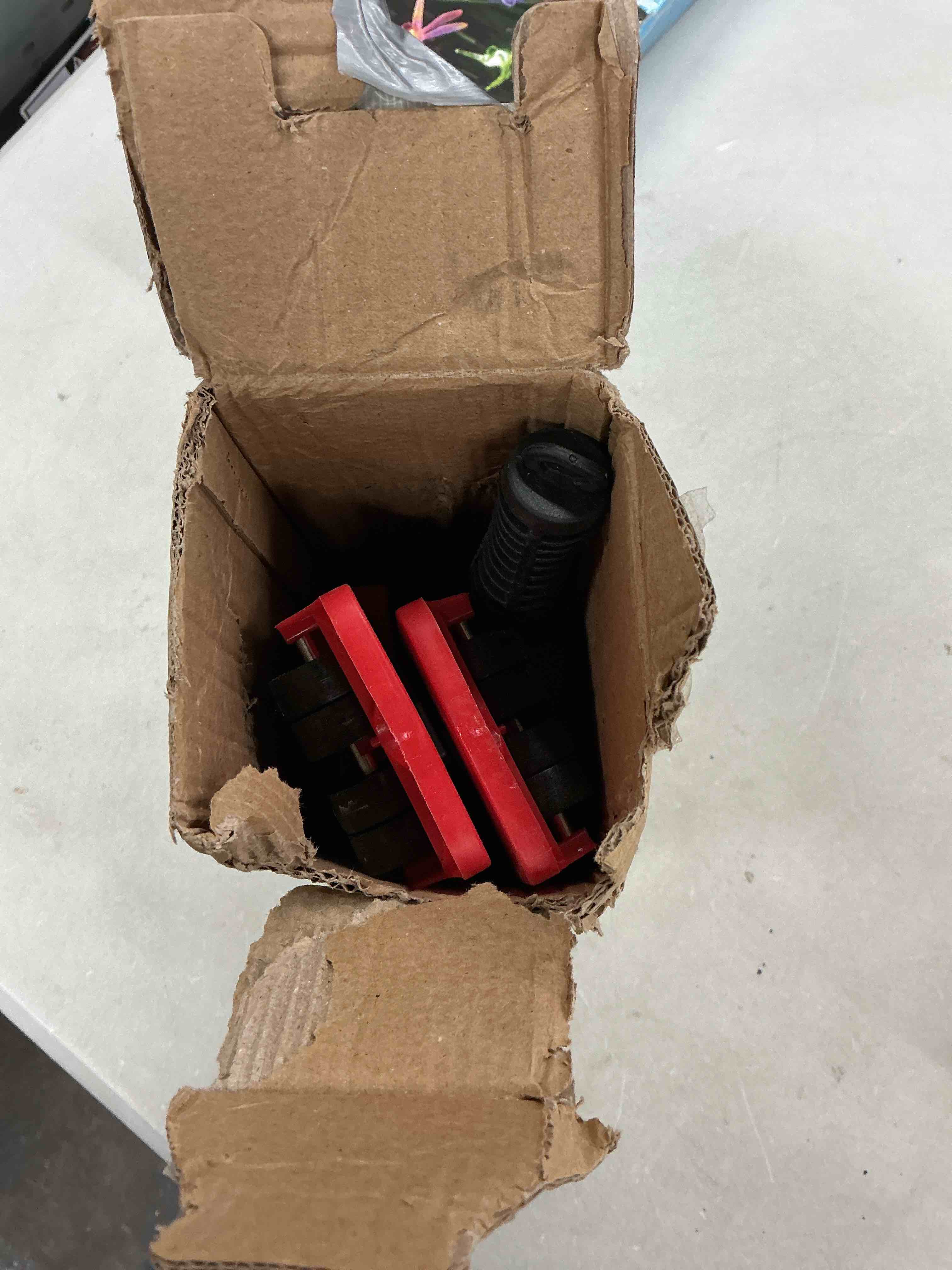 https://s3.amazonaws.com/lotting-images-prod/EmanualPiazza/PNK4011007_1777565156603.jpeg